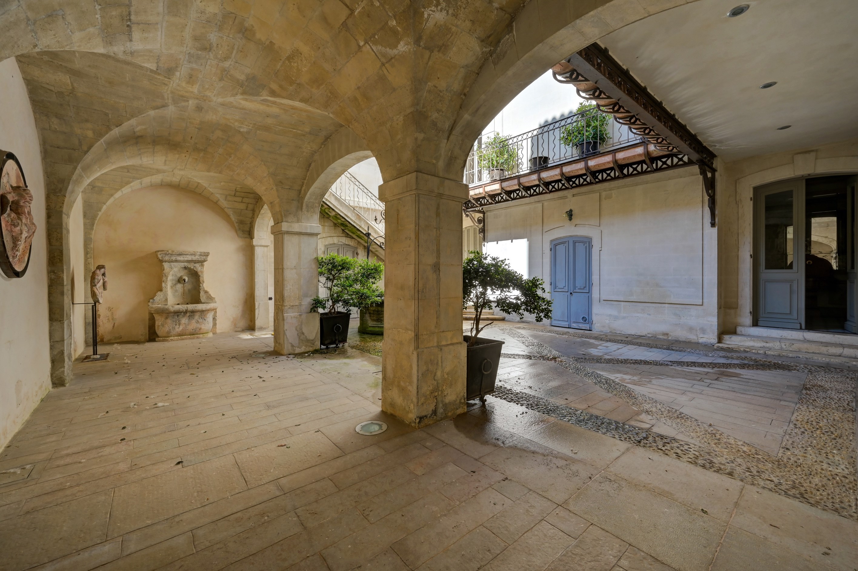 Exceptional 19th-century private mansion with interior courtyard, in the heart … - 物件實景