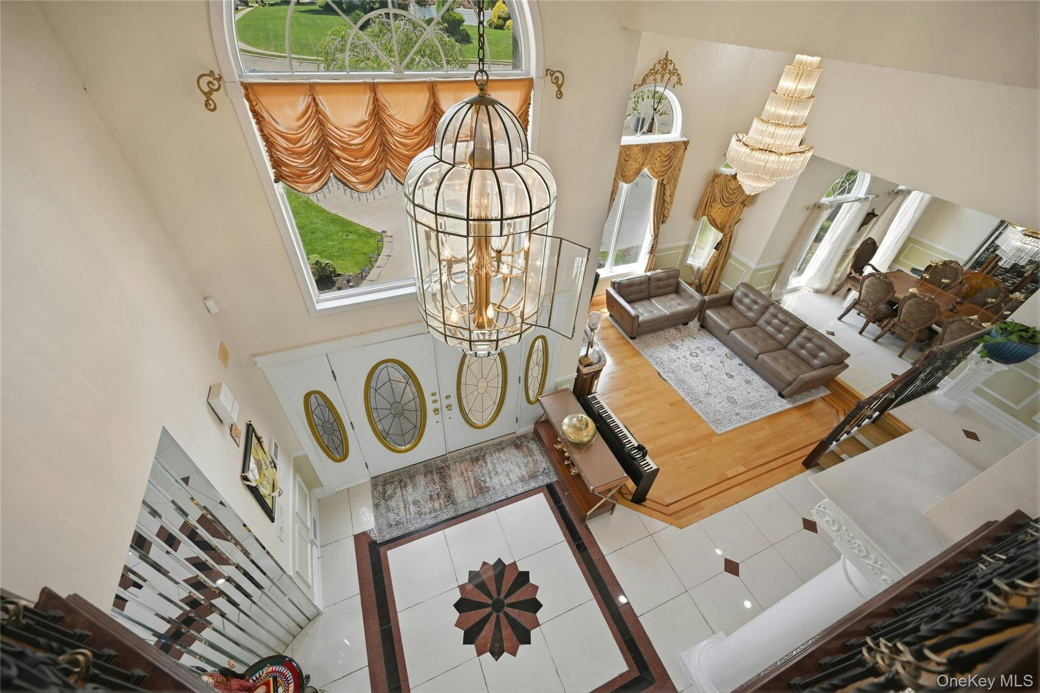  12 Phillips Lane, Lake Grove, NY, 11755 - 物件實景