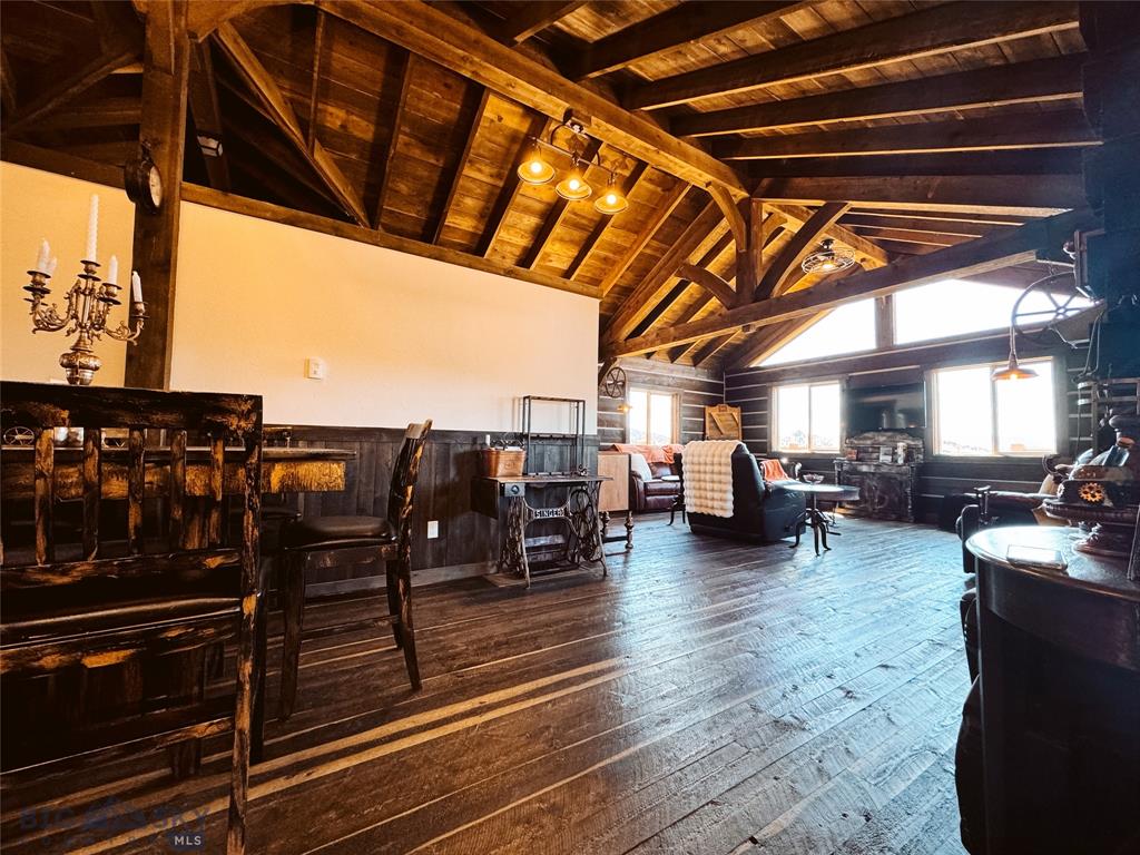 Butte, Montana, 59701, United States, 2 Bedrooms Bedrooms, ,2 BathroomsBathrooms,Residential,For Sale,1980136