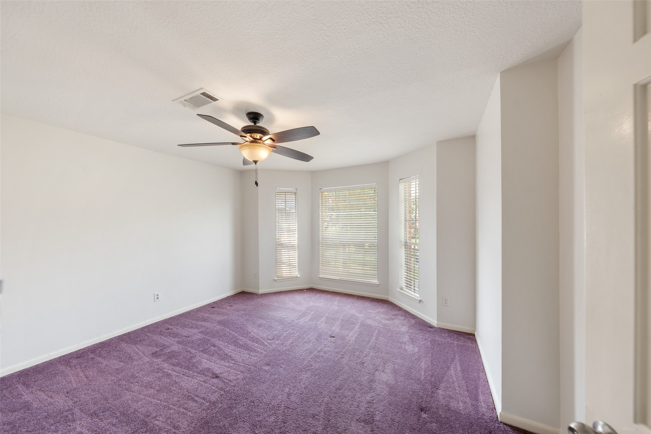  8802 Sedgemoor Drive - 物件實景