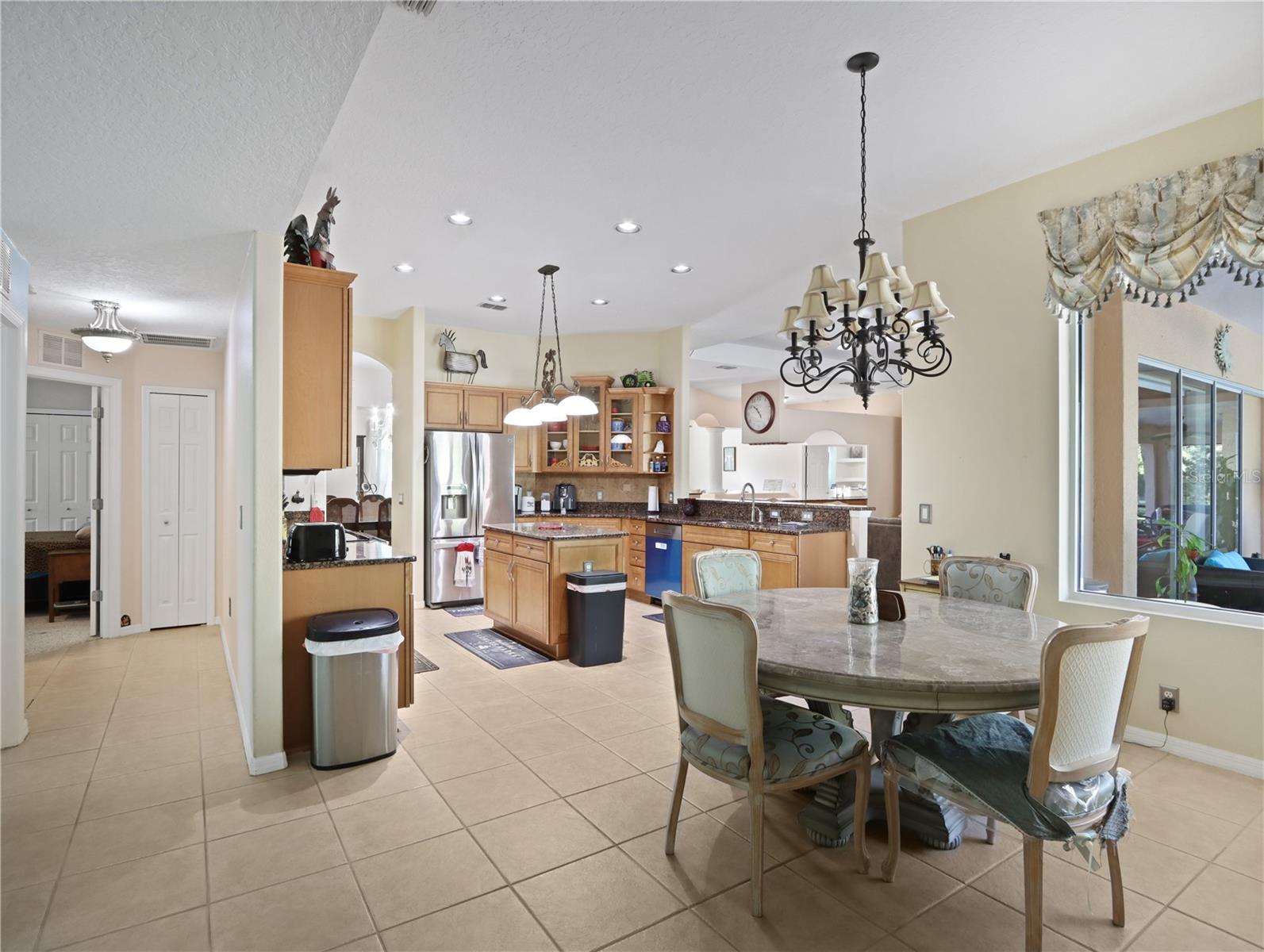 BEVERLY HILLS, Florida, 34465, United States, 4 Bedrooms Bedrooms, ,3 BathroomsBathrooms,Residential,For Sale,1944960