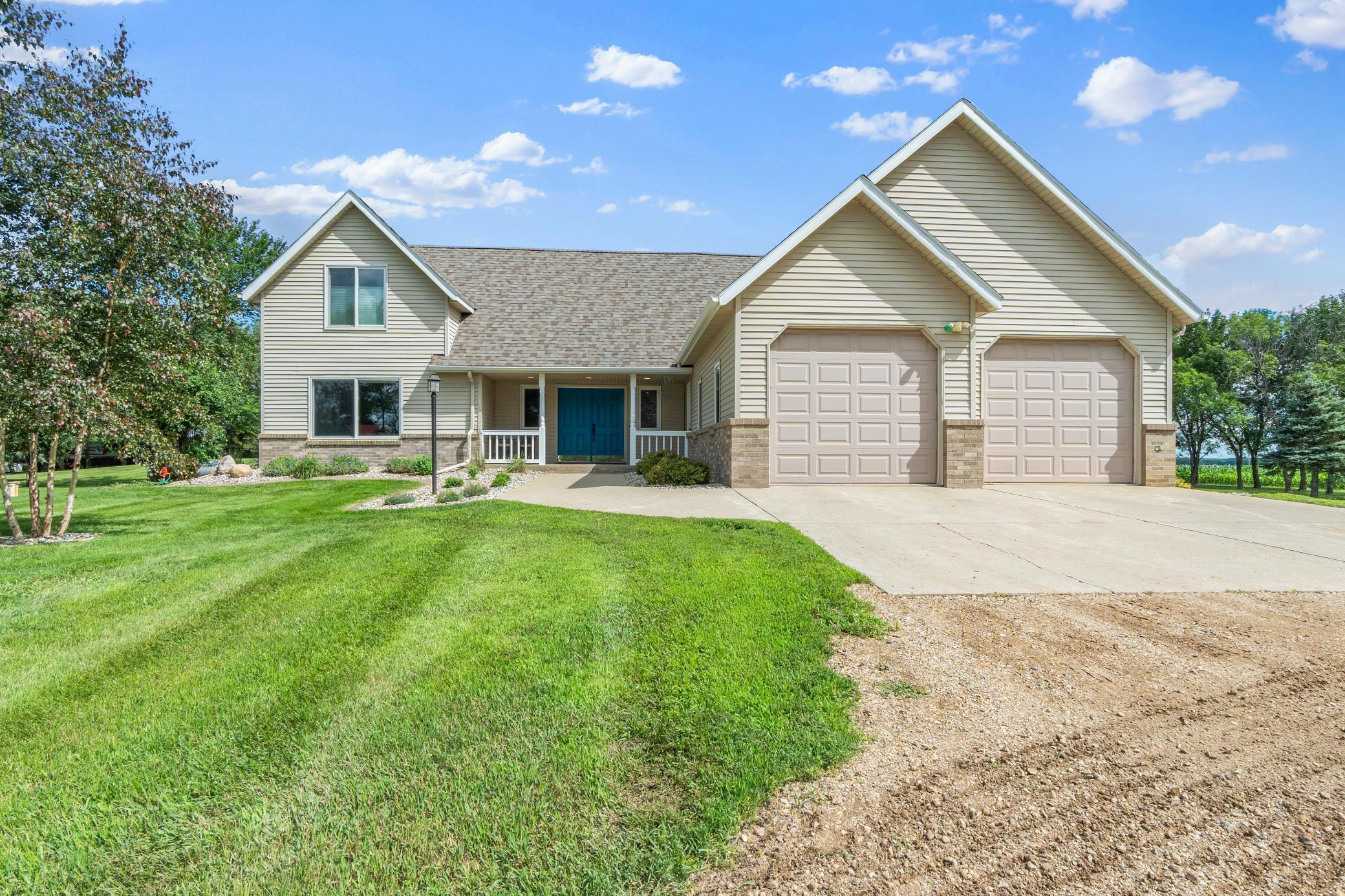 Elbow Lake, Minnesota, 56531, United States, 3 Bedrooms Bedrooms, ,2 BathroomsBathrooms,Residential,For Sale,1897699