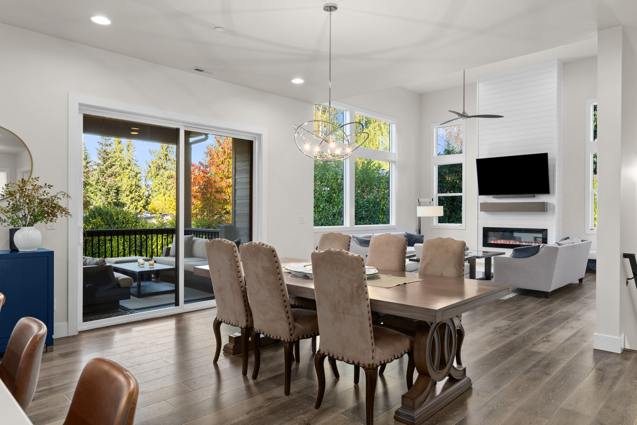  Exceptional Contemporary Luxury  Coveted Lake Burien - 物件實景
