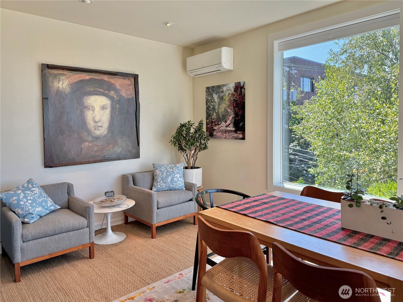 SEATTLE, Washington, 98102, United States, 2 Bedrooms Bedrooms, ,3 BathroomsBathrooms,Residential,For Sale,1901713