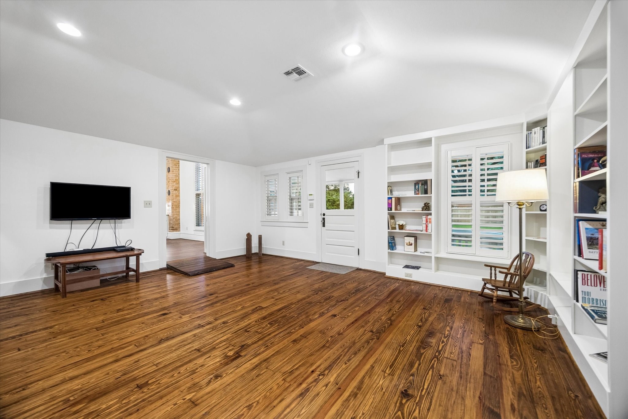  209 E Caney Street - 物件實景