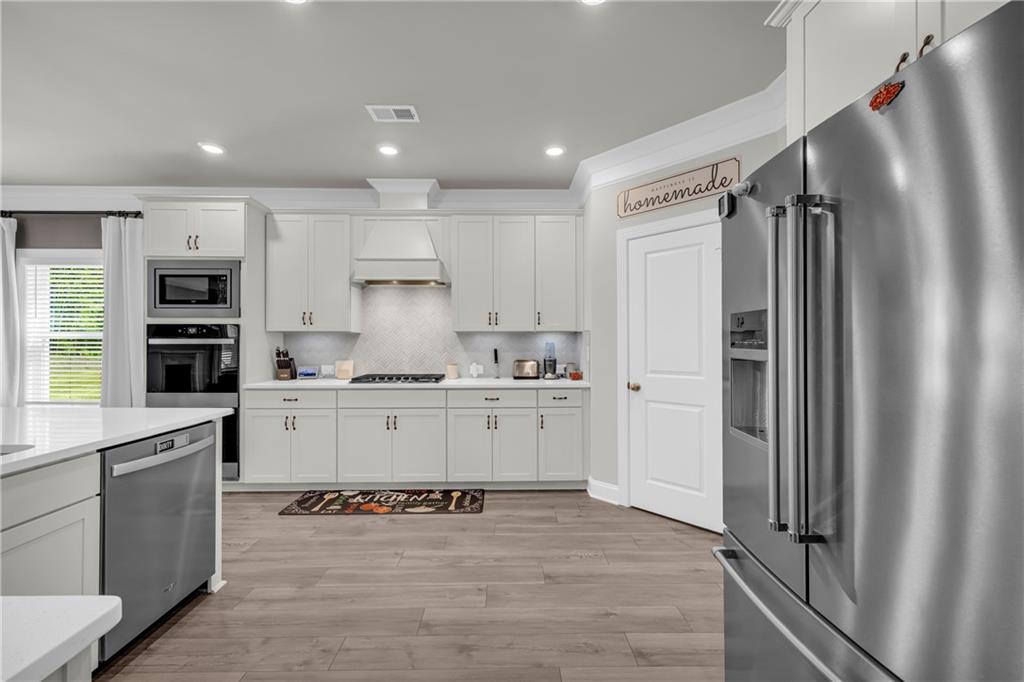 Villa Rica, Georgia, 30180, United States, 5 Bedrooms Bedrooms, ,4 BathroomsBathrooms,Residential,For Sale,1983634