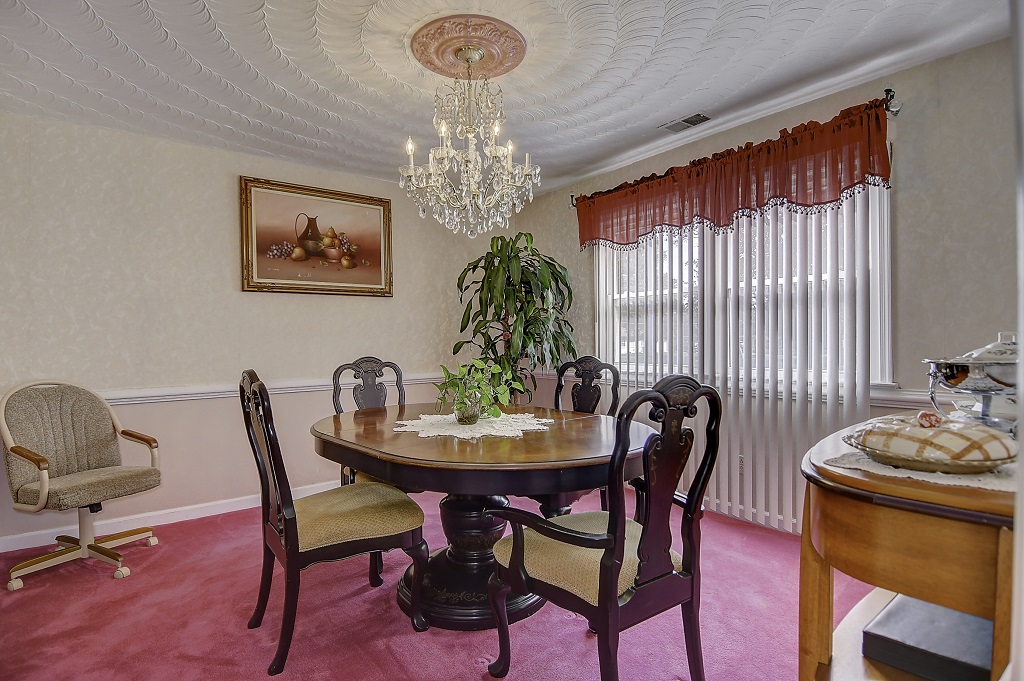 Norfolk, Virginia, 23502, United States, 4 Bedrooms Bedrooms, ,4 BathroomsBathrooms,Residential,For Sale,1974542