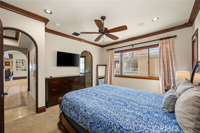 Long Beach, California, 90803, United States, 6 Bedrooms Bedrooms, ,8 BathroomsBathrooms,Residential,For Sale,1835519