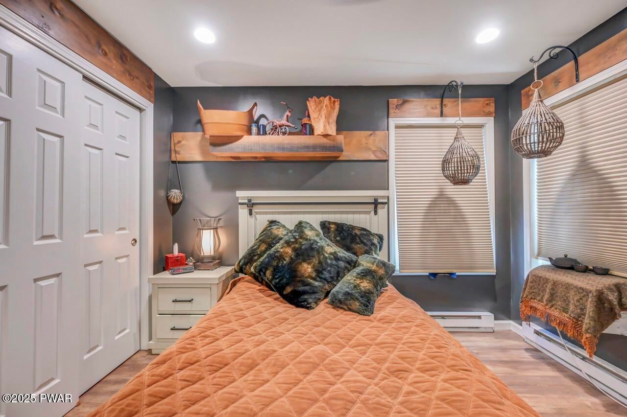 Dingmans Ferry, Pennsylvania, 18328, United States, 2 Bedrooms Bedrooms, ,1 BathroomBathrooms,Residential,For Sale,2006132