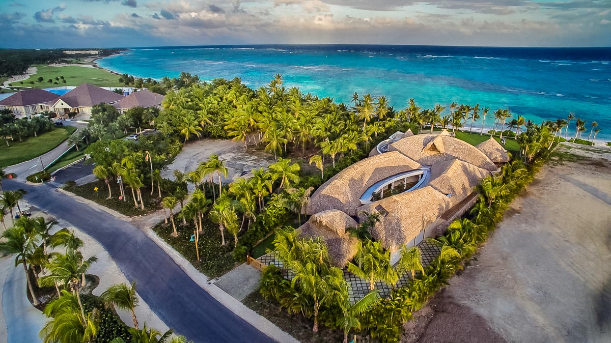 Elegant 5-Bedroom Punta Cana Beachfront Villa With, Punta Cana, DO, 5 Bedrooms Bedrooms, ,6 BathroomsBathrooms,Residential,For Sale,Elegant 5-Bedroom Punta Cana Beachfront Villa With,1602891