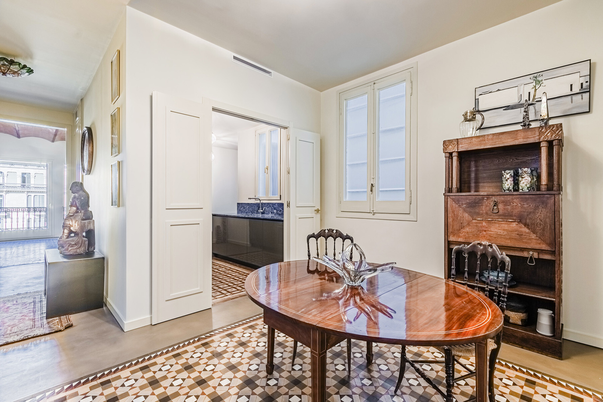  Renovated apartment with lots of light and views of the Coliseum theater - 物件實景