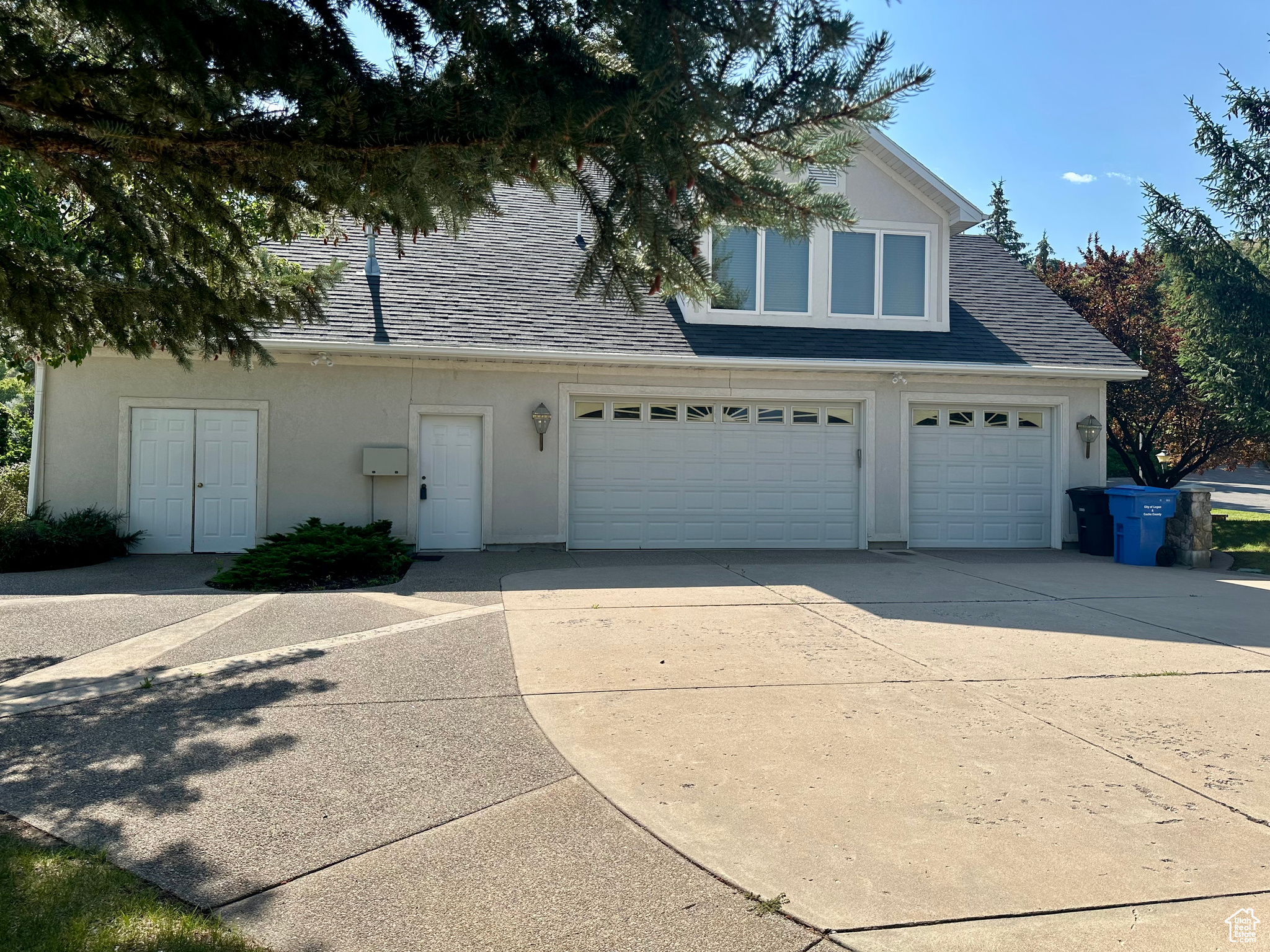 Logan, Utah, 84321, United States, 6 Bedrooms Bedrooms, ,7 BathroomsBathrooms,Residential,For Sale,1975254