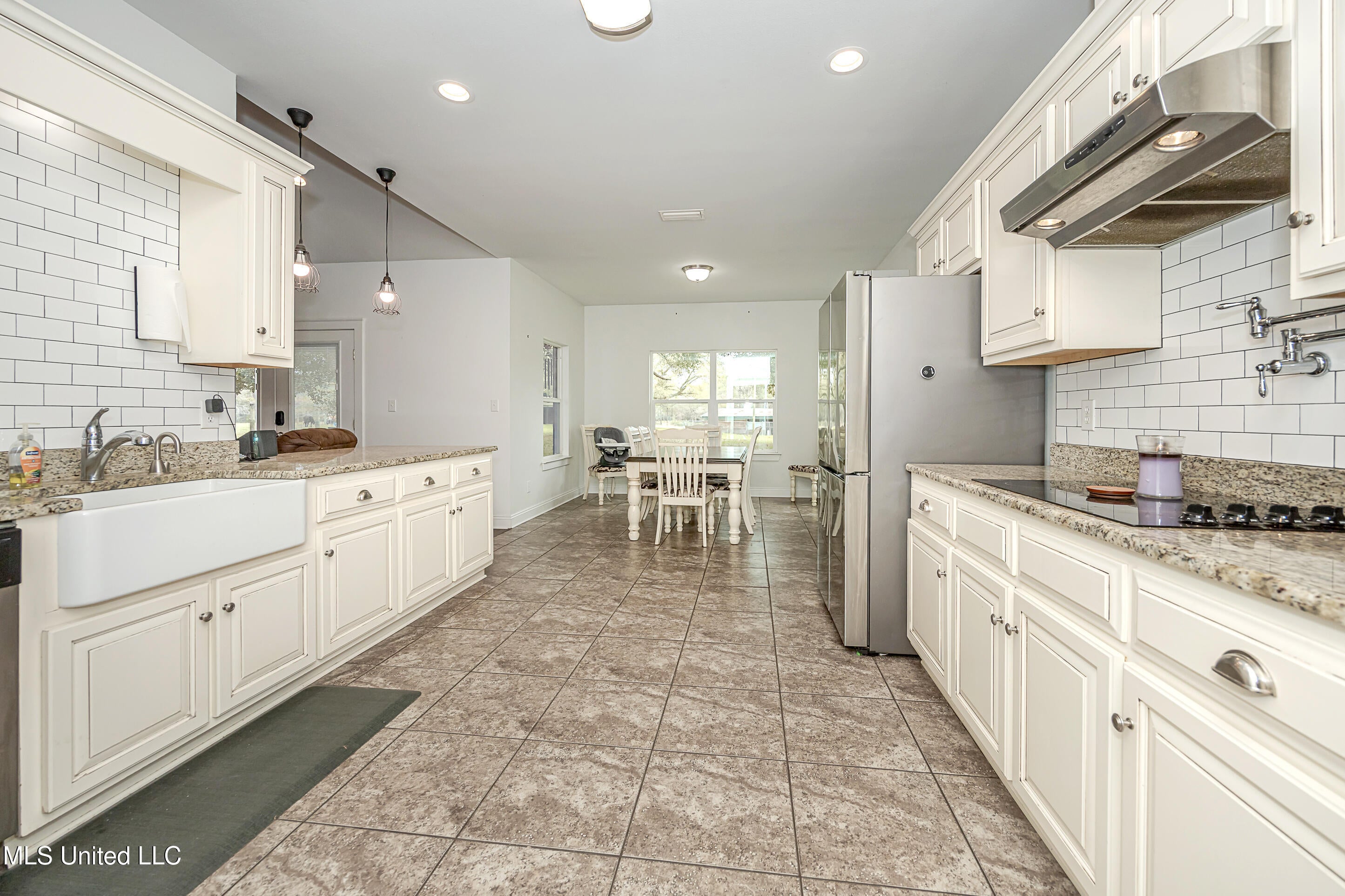 Vancleave, Mississippi, 39565, United States, 4 Bedrooms Bedrooms, ,2 BathroomsBathrooms,Residential,For Sale,1927401