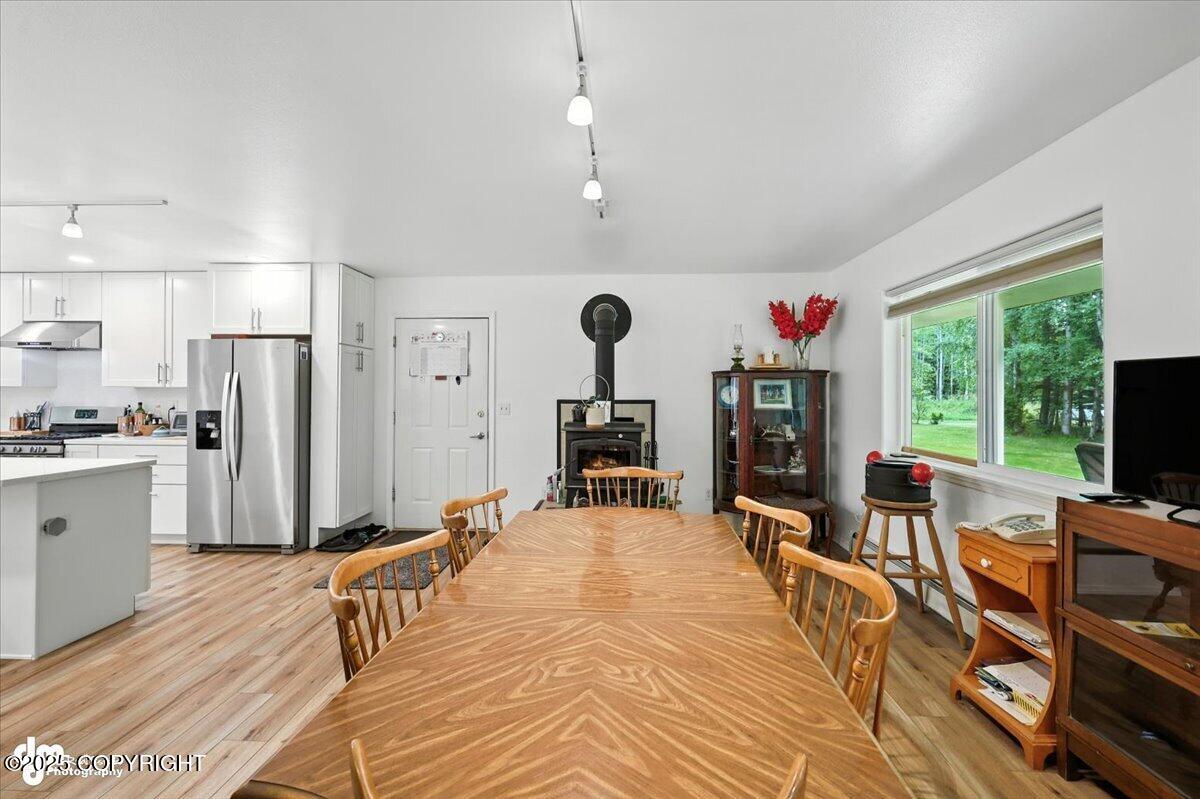 Wasilla, Alaska, 99654, United States, 5 Bedrooms Bedrooms, ,4 BathroomsBathrooms,Residential,For Sale,1974531