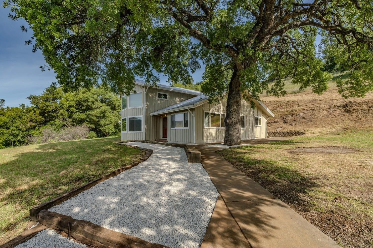 San Andreas, California, 95249, United States, 5 Bedrooms Bedrooms, ,4 BathroomsBathrooms,Residential,For Sale,1931003