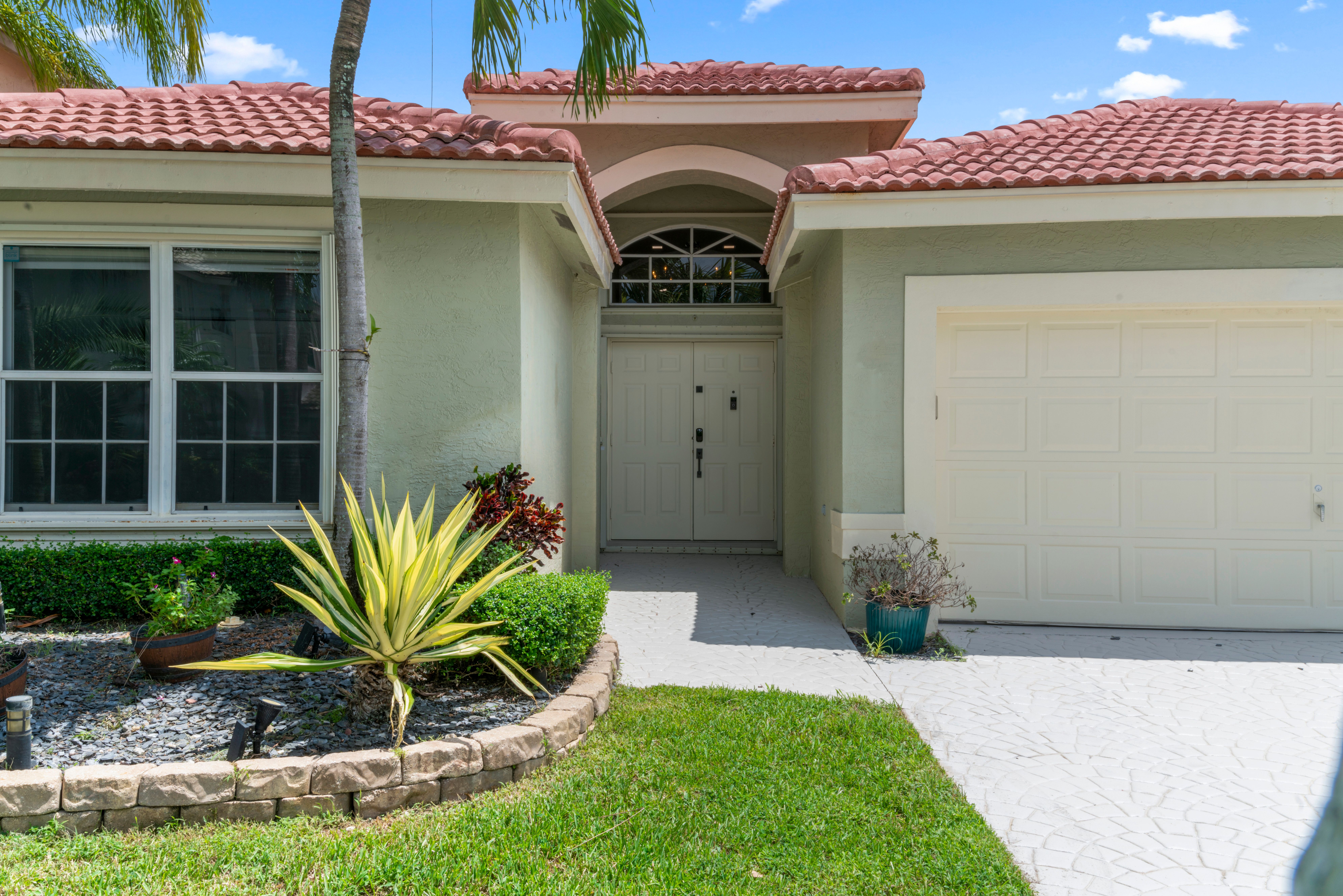  18096 SW 29th St, Miramar, FL, 33029 - 物件實景
