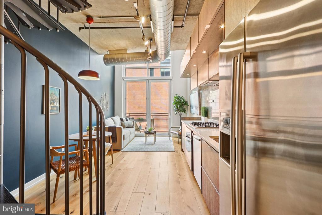 Washington, District of Columbia, 20005, United States, 1 Bedroom Bedrooms, ,2 BathroomsBathrooms,Residential,For Sale,1978761