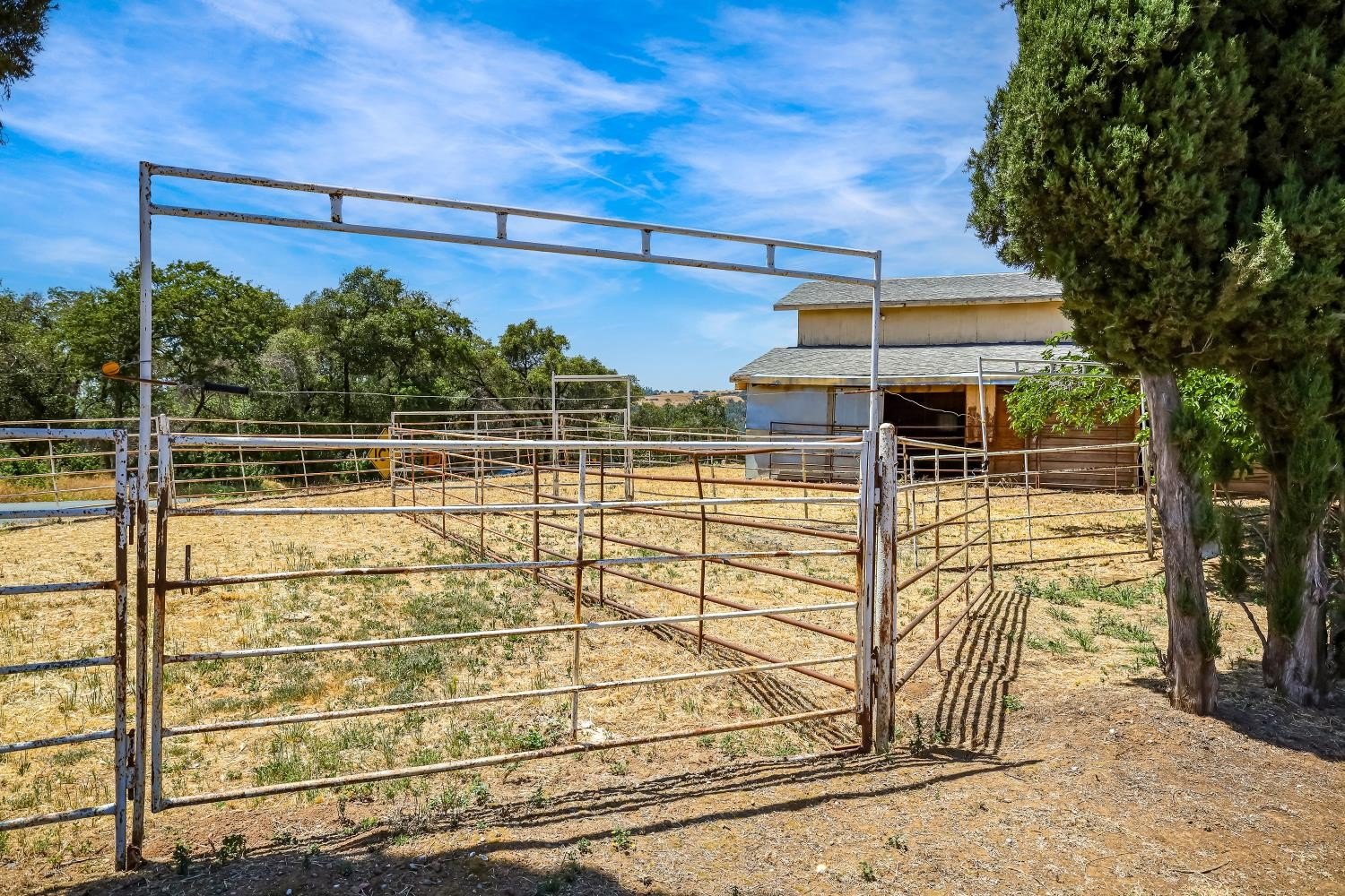 Mokelumne Hill, California, 95245, United States, 4 Bedrooms Bedrooms, ,3 BathroomsBathrooms,Residential,For Sale,1844920