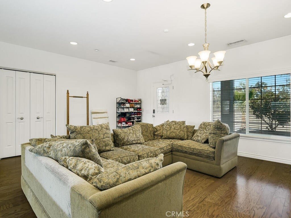 Menifee, California, 92596, United States, 4 Bedrooms Bedrooms, ,2 BathroomsBathrooms,Residential,For Sale,1989483