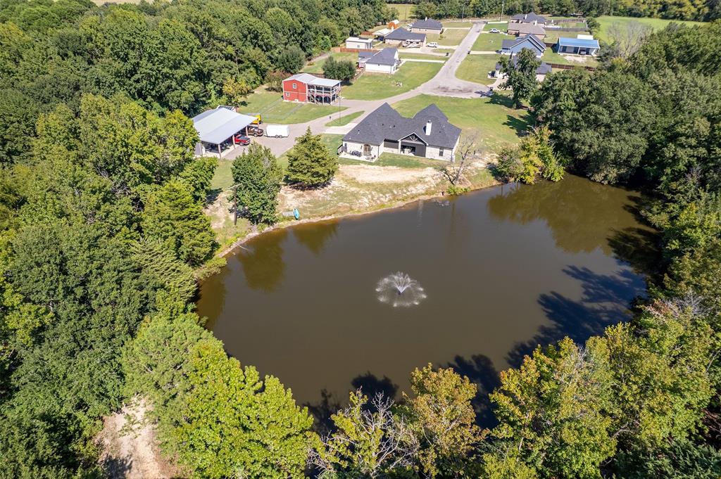 Mineola, Texas, 75773, United States, 3 Bedrooms Bedrooms, ,3 BathroomsBathrooms,Residential,For Sale,1947145