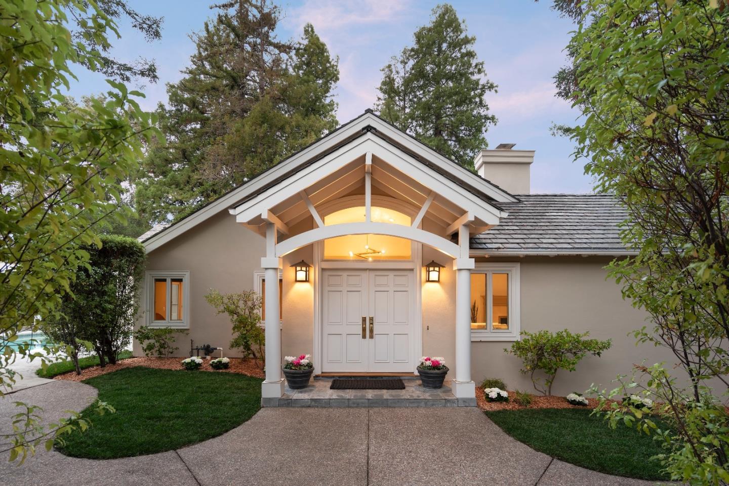 Hillsborough, California, 94010, United States, 5 Bedrooms Bedrooms, ,5 BathroomsBathrooms,Residential,For Sale,1987645