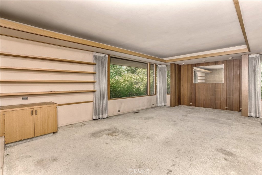 Redlands, California, 92373, United States, 4 Bedrooms Bedrooms, ,1 BathroomBathrooms,Residential,For Sale,1899993