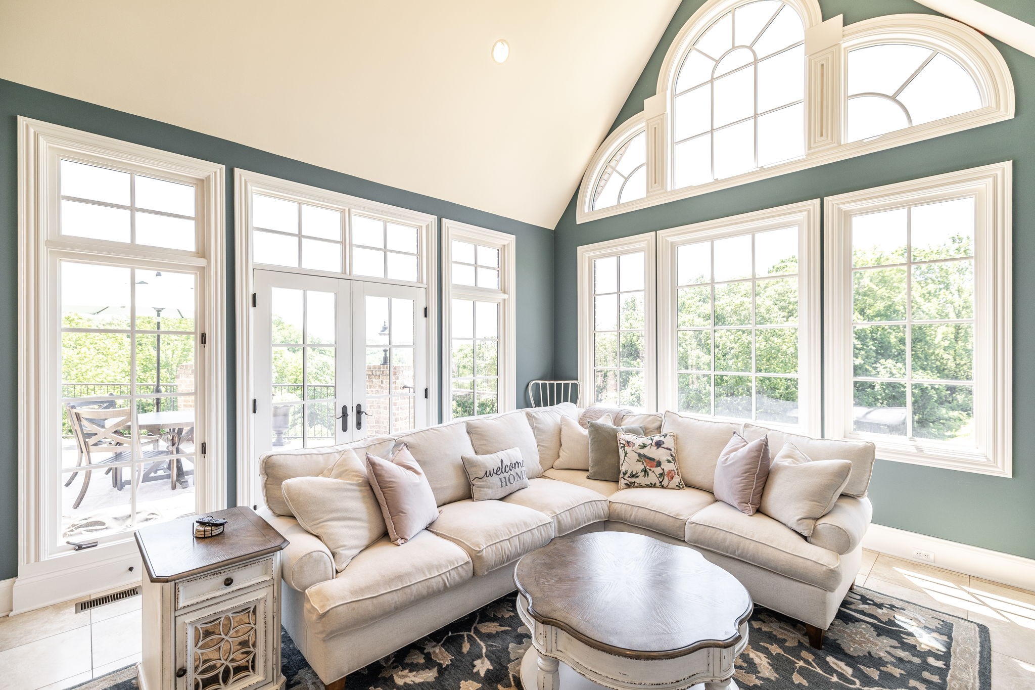 Greenbrier, Tennessee, 37073, United States, 5 Bedrooms Bedrooms, ,6 BathroomsBathrooms,Residential,For Sale,1827902