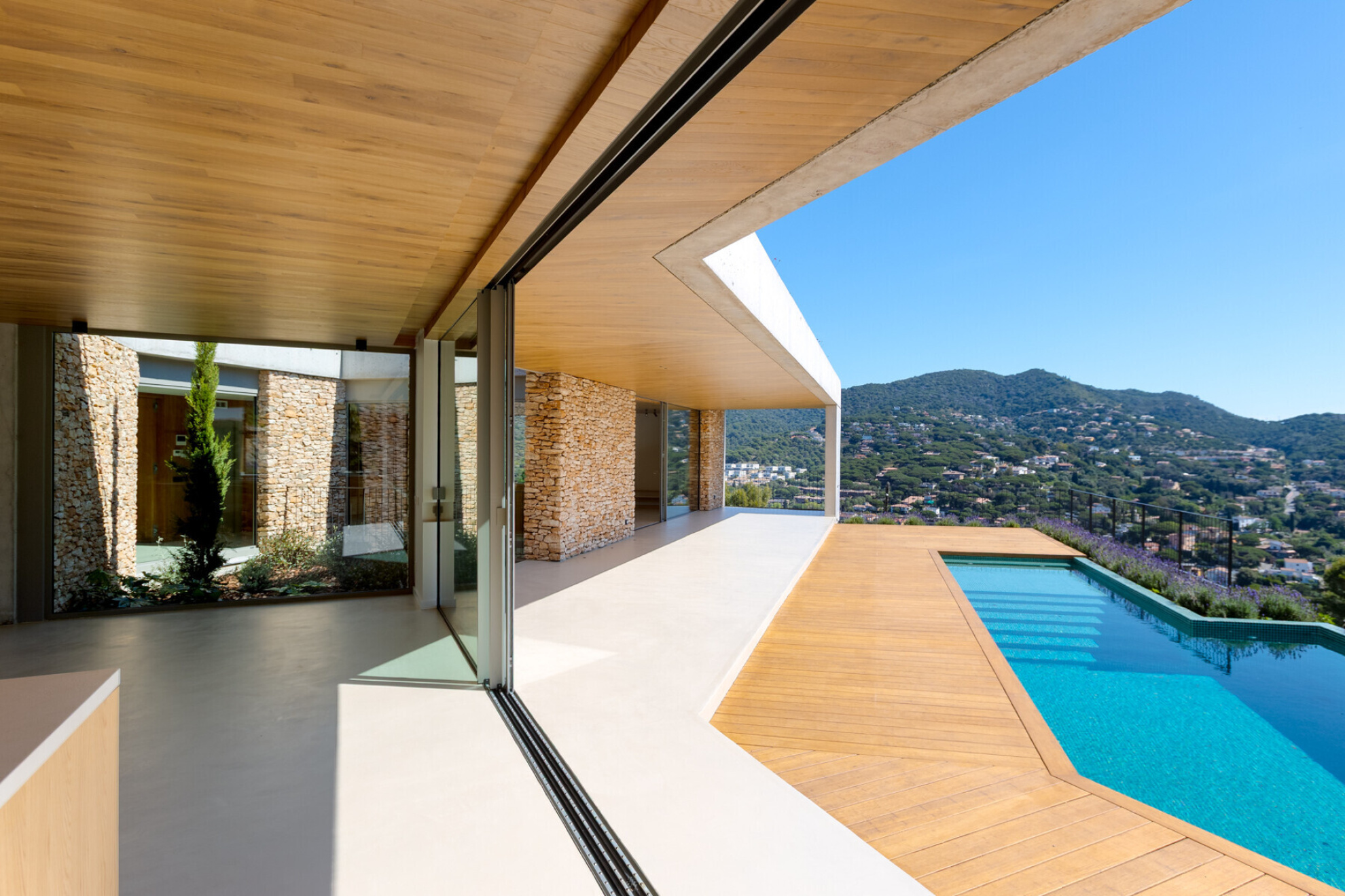  Spectacular new contemporary house with sea views in Cabrils - 物件實景