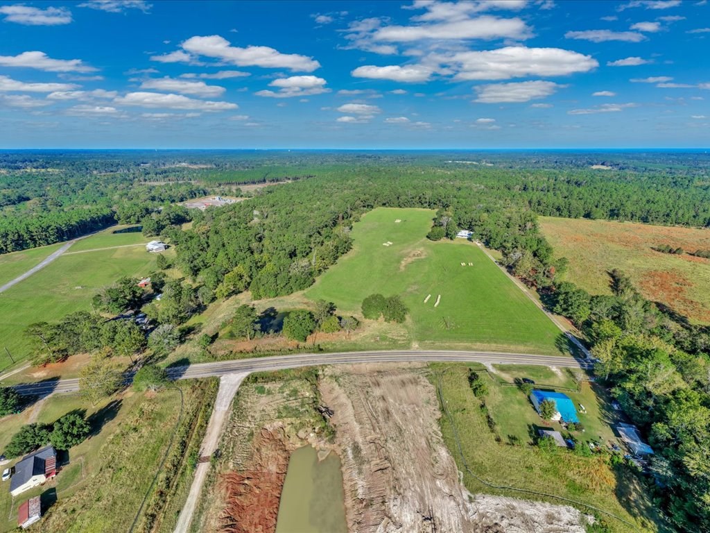 Huntington, Texas, 75949, United States, 4 Bedrooms Bedrooms, ,2 BathroomsBathrooms,Residential,For Sale,1975169