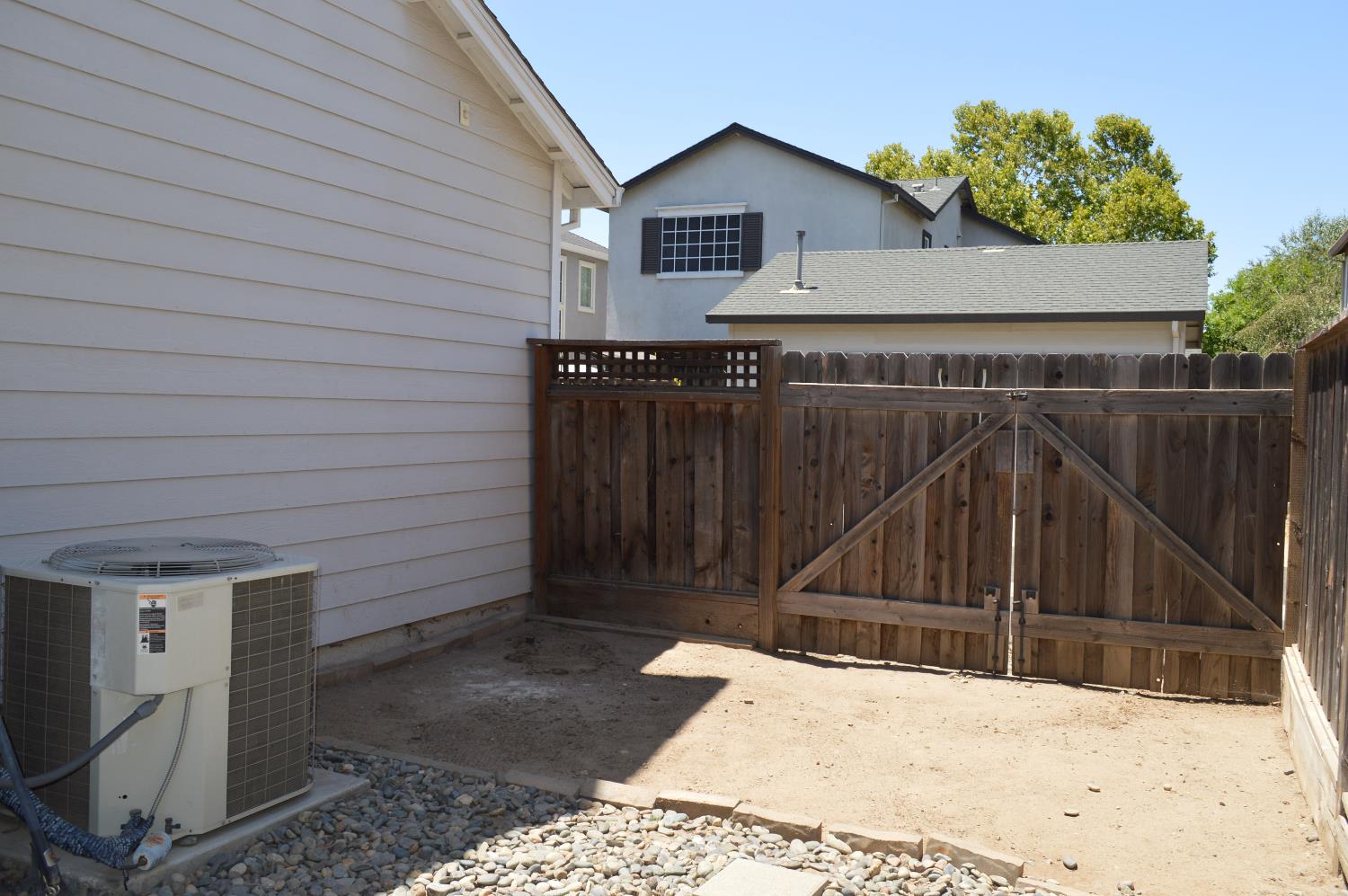 Turlock, California, 95382, United States, 3 Bedrooms Bedrooms, ,2 BathroomsBathrooms,Residential,For Sale,1992840