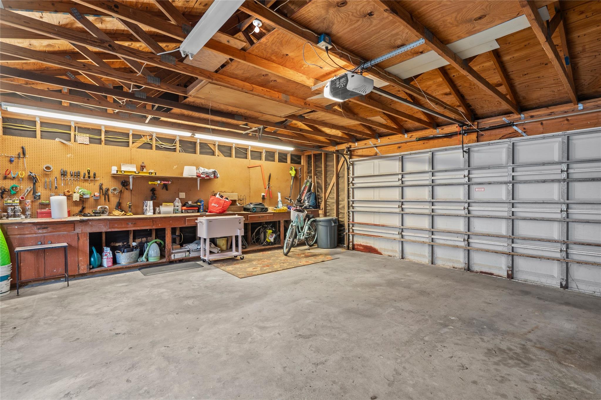 Galveston, Texas, 77550, United States, 4 Bedrooms Bedrooms, ,4 BathroomsBathrooms,Residential,For Sale,1934490