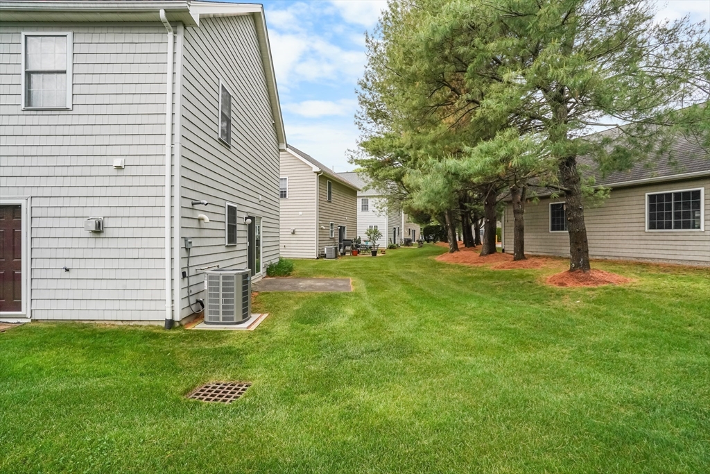 Tewksbury, Massachusetts, 01876, United States, 2 Bedrooms Bedrooms, ,2 BathroomsBathrooms,Residential,For Sale,2048183
