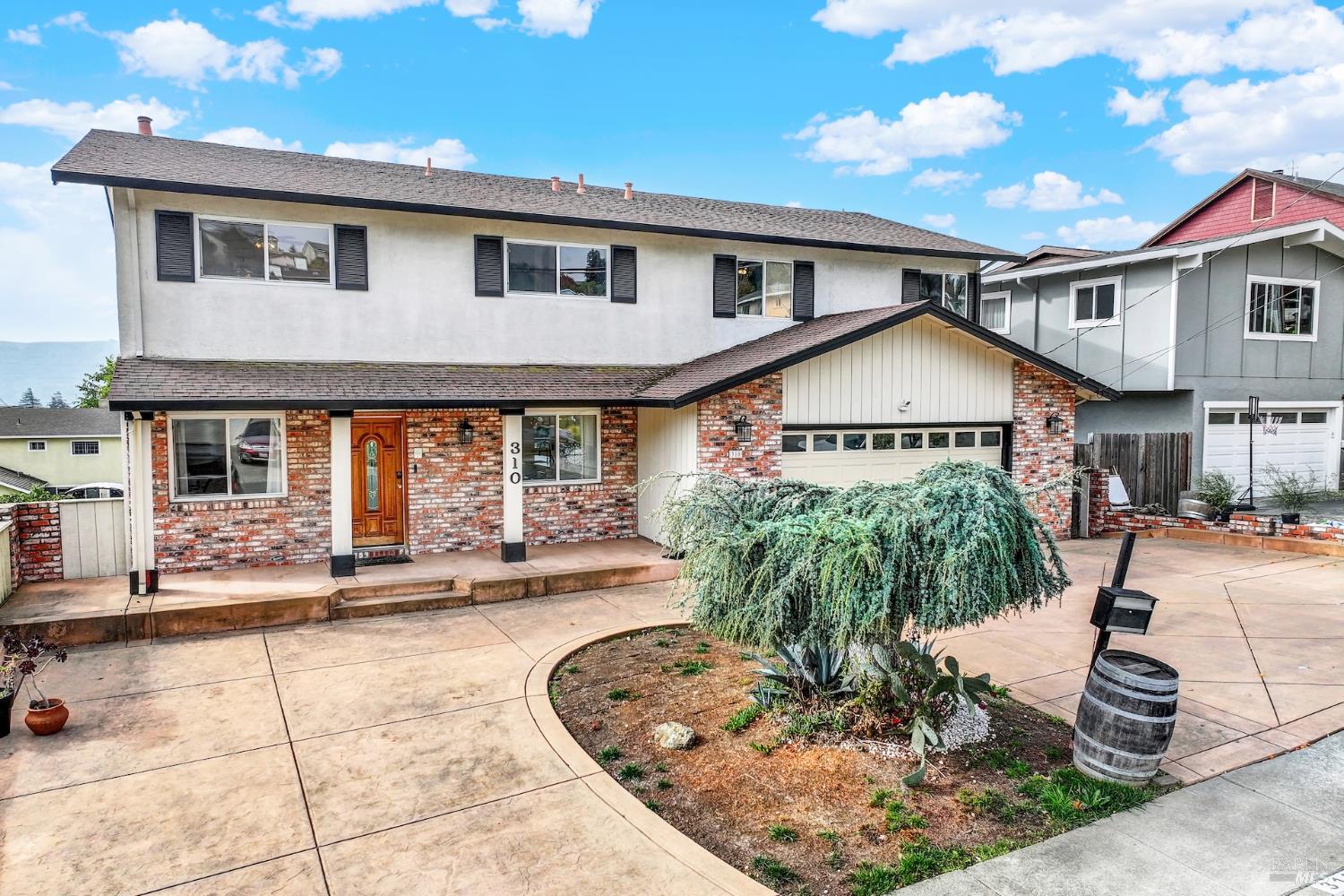 Benicia, California, 94510, United States, 4 Bedrooms Bedrooms, ,3 BathroomsBathrooms,Residential,For Sale,1989511