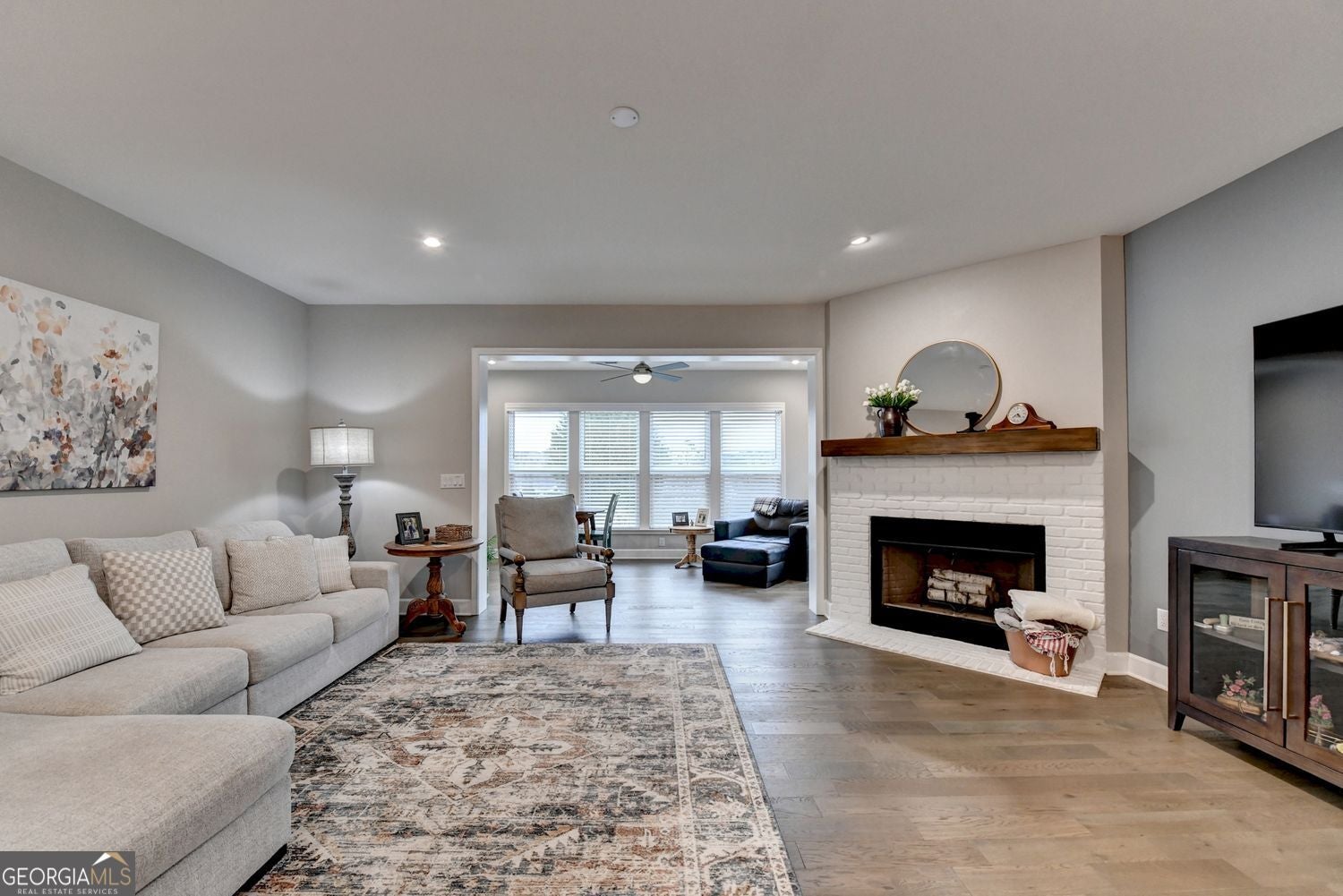 Greensboro, Georgia, 30642, United States, 2 Bedrooms Bedrooms, ,3 BathroomsBathrooms,Residential,For Sale,2017399