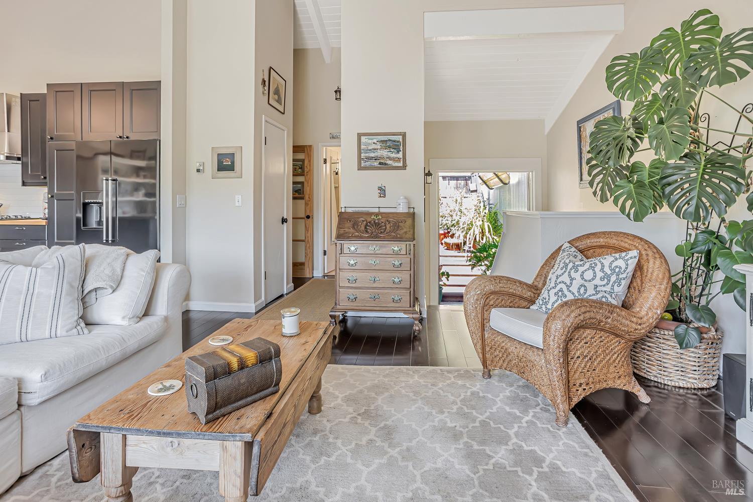Kentfield, California, 94904, United States, 1 Bedroom Bedrooms, ,1 BathroomBathrooms,Residential,For Sale,1903571