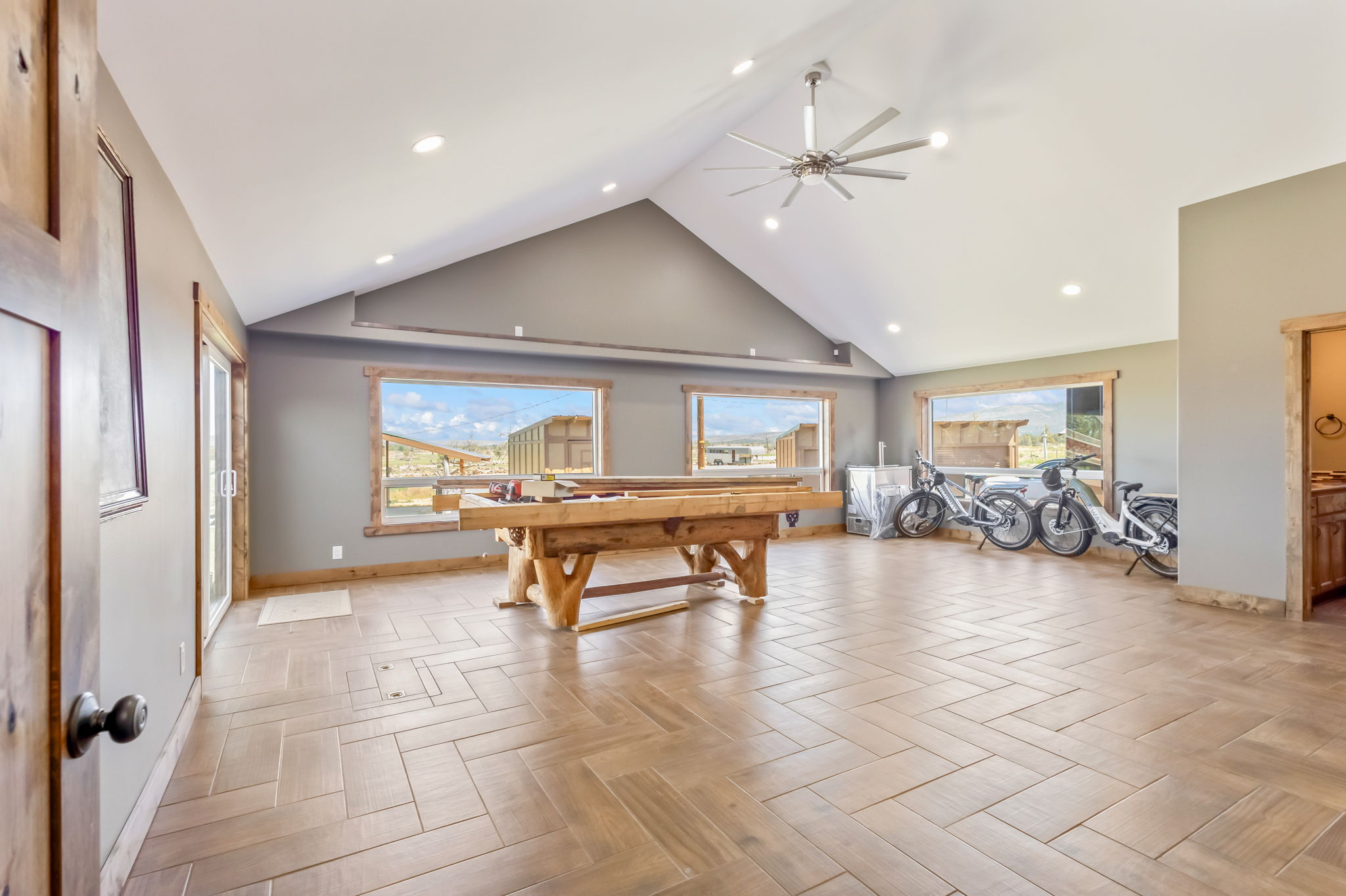 3068SW Reif Rd., Powell Butte, Oregon, 97753, United States, ,4 BathroomsBathrooms,Farm And Agriculture,For Sale,3068SW Reif Rd.,1589447
