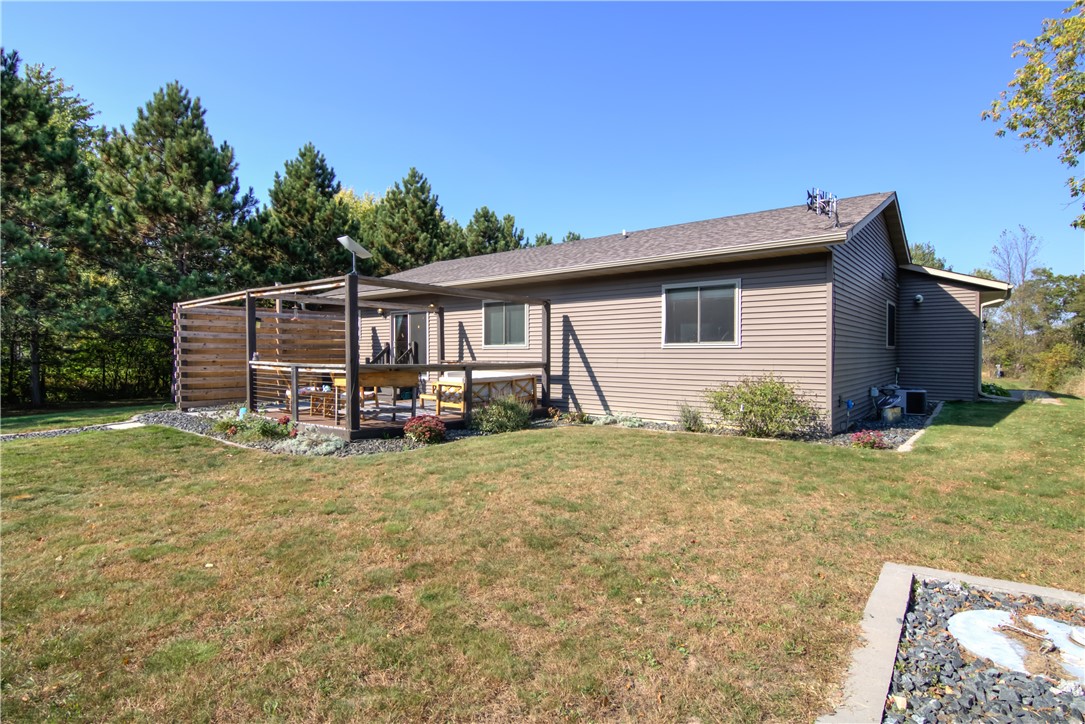 Cadott, Wisconsin, 54727, United States, 4 Bedrooms Bedrooms, ,2 BathroomsBathrooms,Residential,For Sale,1961468