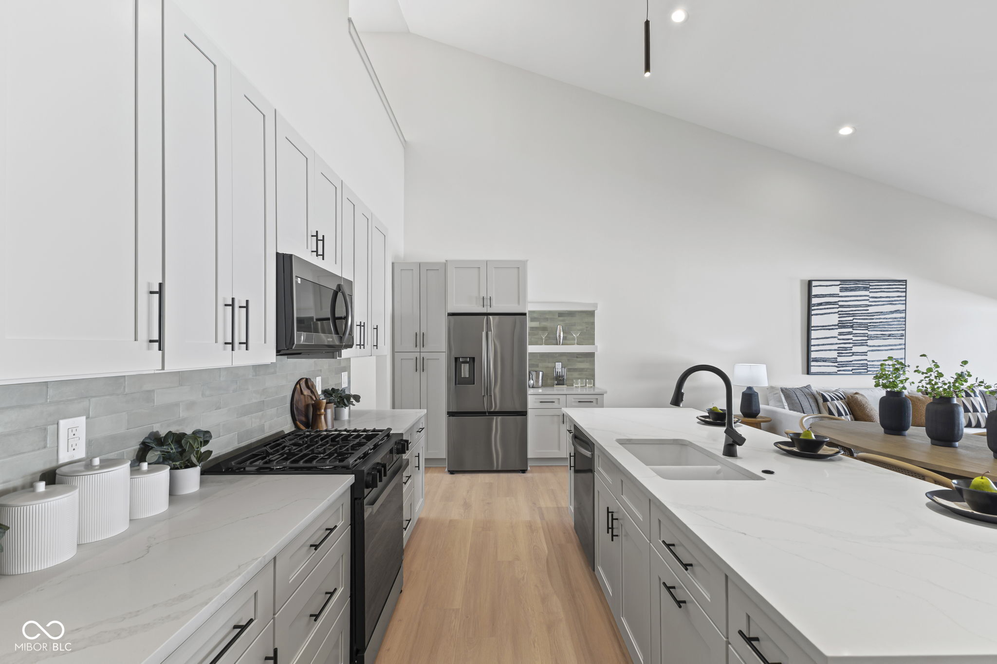 Noblesville, Indiana, 46062, United States, 3 Bedrooms Bedrooms, ,3 BathroomsBathrooms,Residential,For Sale,1978599