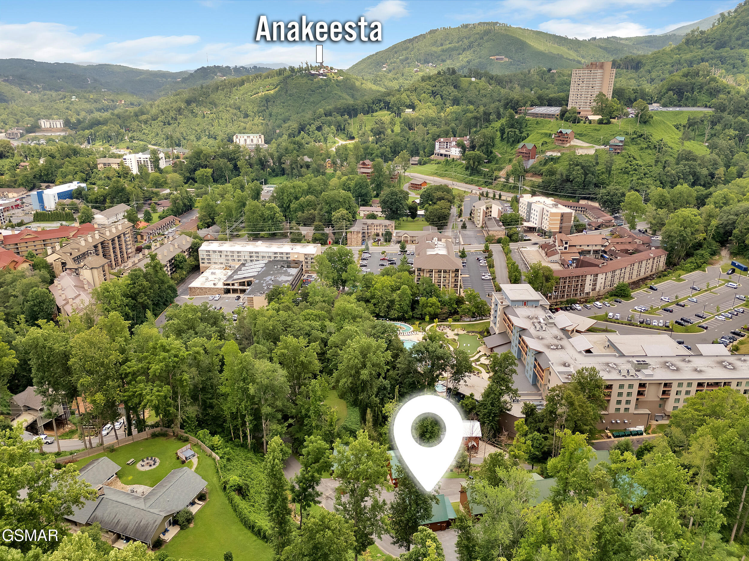 Gatlinburg, Tennessee, 37738, United States, 2 Bedrooms Bedrooms, ,2 BathroomsBathrooms,Residential,For Sale,1982435