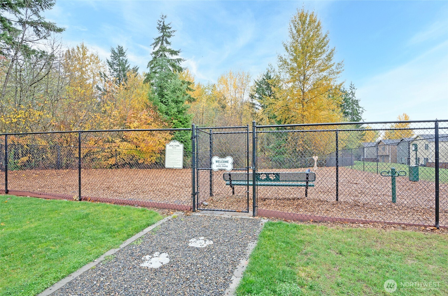 Puyallup, Washington, 98375, United States, 3 Bedrooms Bedrooms, ,3 BathroomsBathrooms,Residential,For Sale,1989392