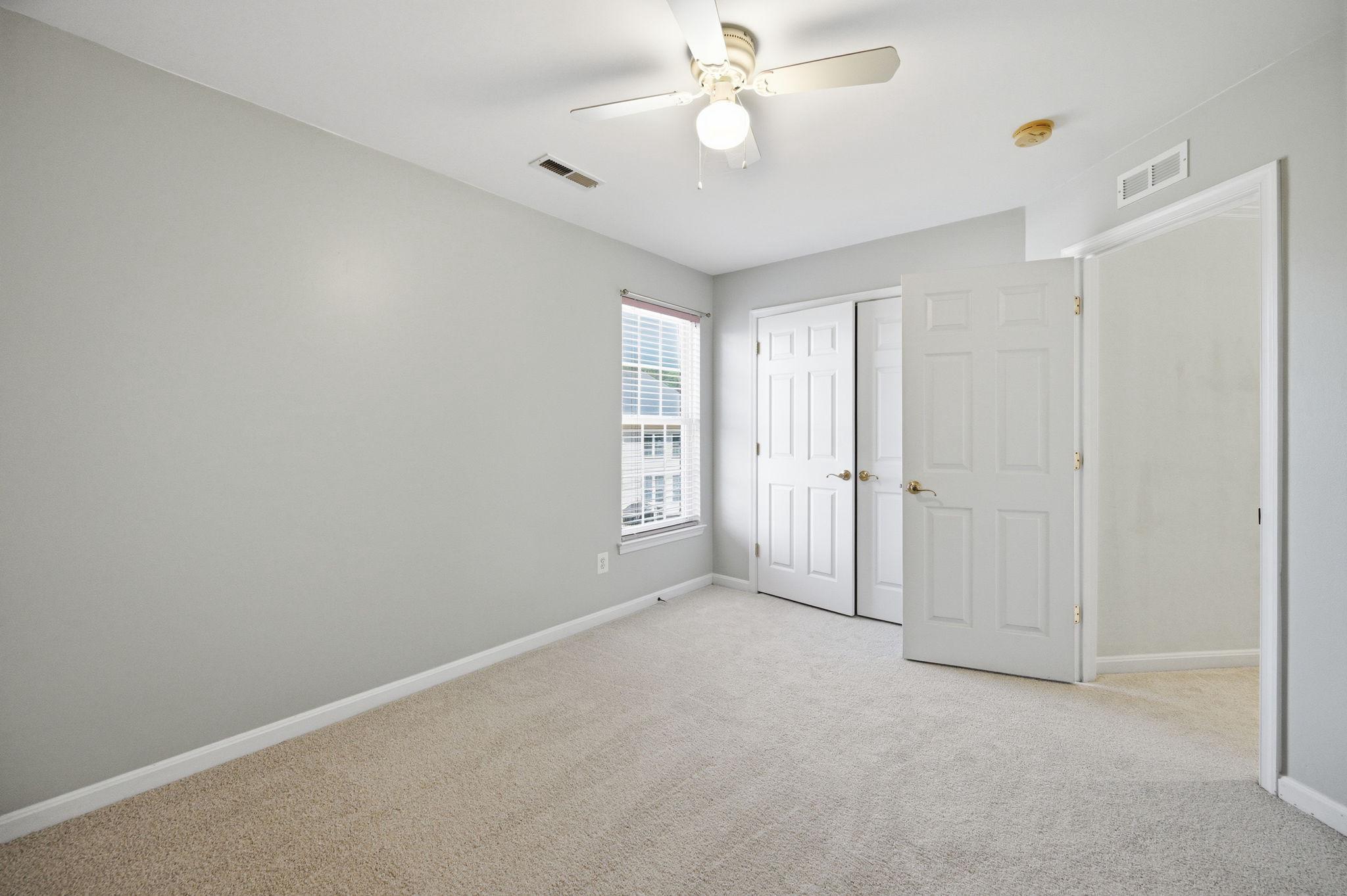 Triangle, Virginia, 22172, United States, 5 Bedrooms Bedrooms, ,4 BathroomsBathrooms,Residential,For Sale,2048381