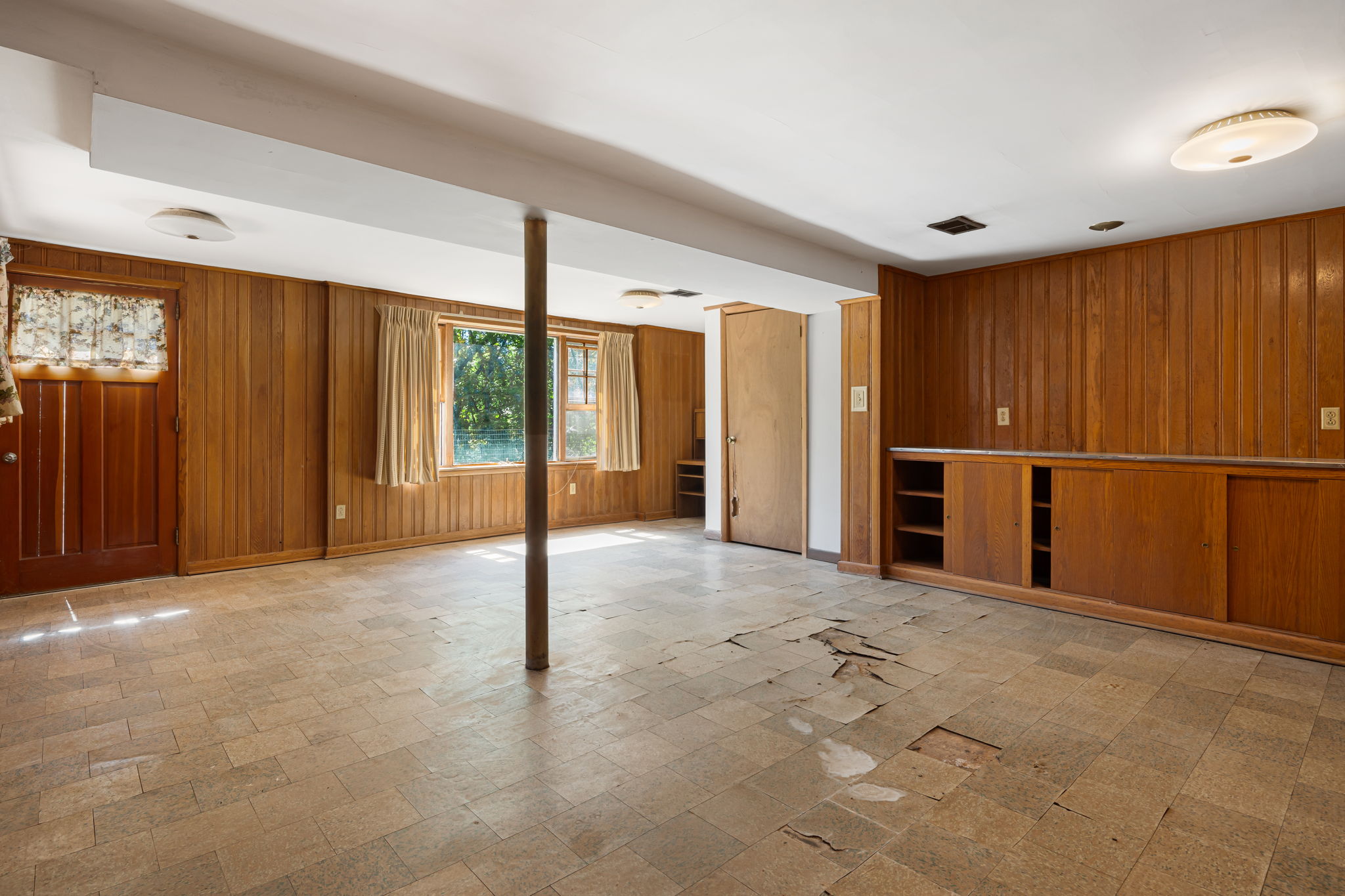 Mars Hill, North Carolina, 28754, United States, 5 Bedrooms Bedrooms, ,3 BathroomsBathrooms,Residential,For Sale,2049468