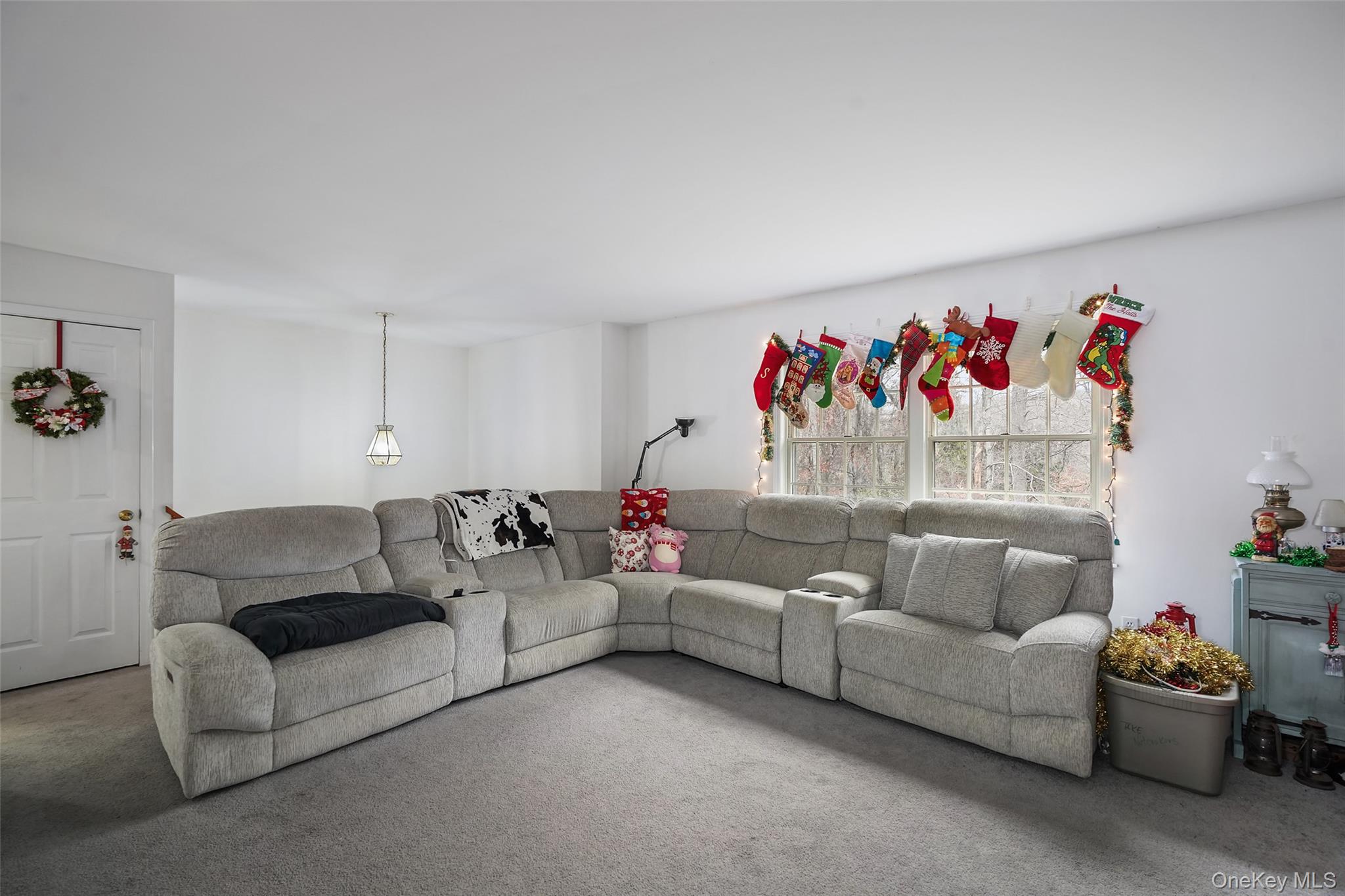 Fishkill, New York, 12524, United States, 3 Bedrooms Bedrooms, ,2 BathroomsBathrooms,Residential,For Sale,1999553