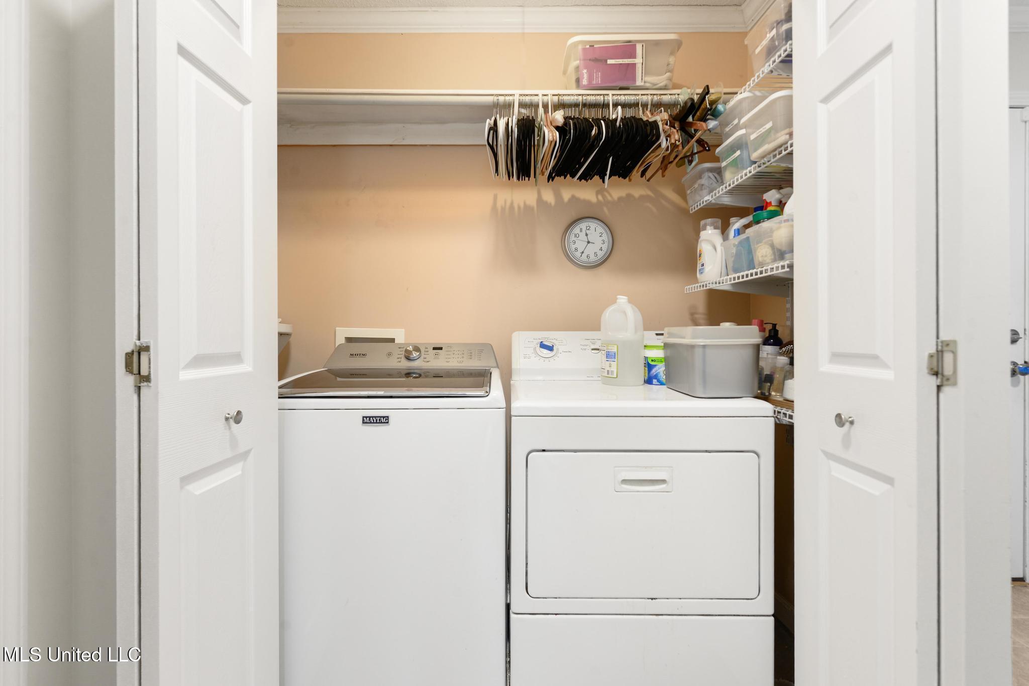 Gulfport, Mississippi, 39507, United States, 4 Bedrooms Bedrooms, ,2 BathroomsBathrooms,Residential,For Sale,2002135