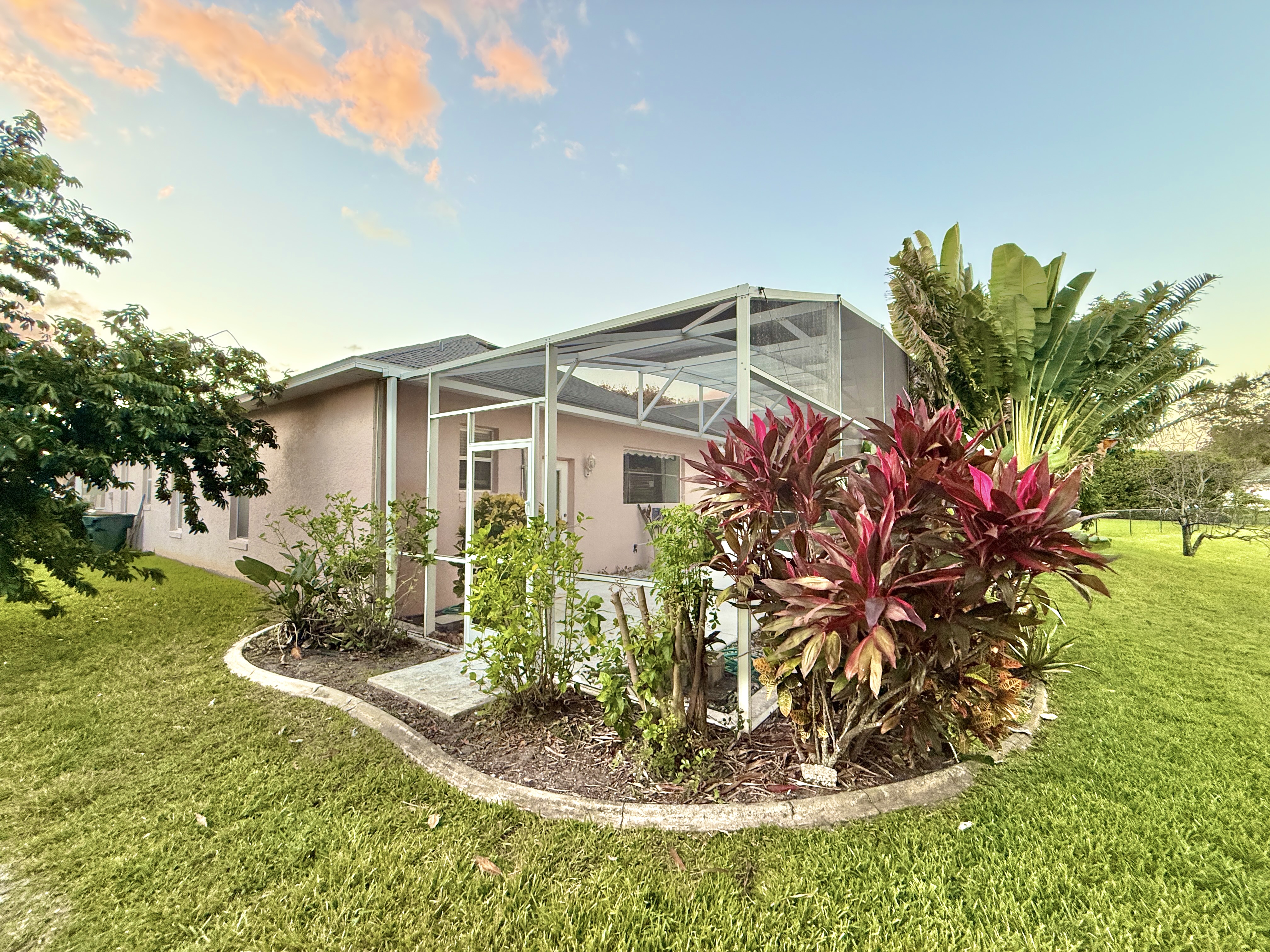 ST CLOUD, Florida, 34772, United States, 4 Bedrooms Bedrooms, ,3 BathroomsBathrooms,Residential,For Sale,1986054