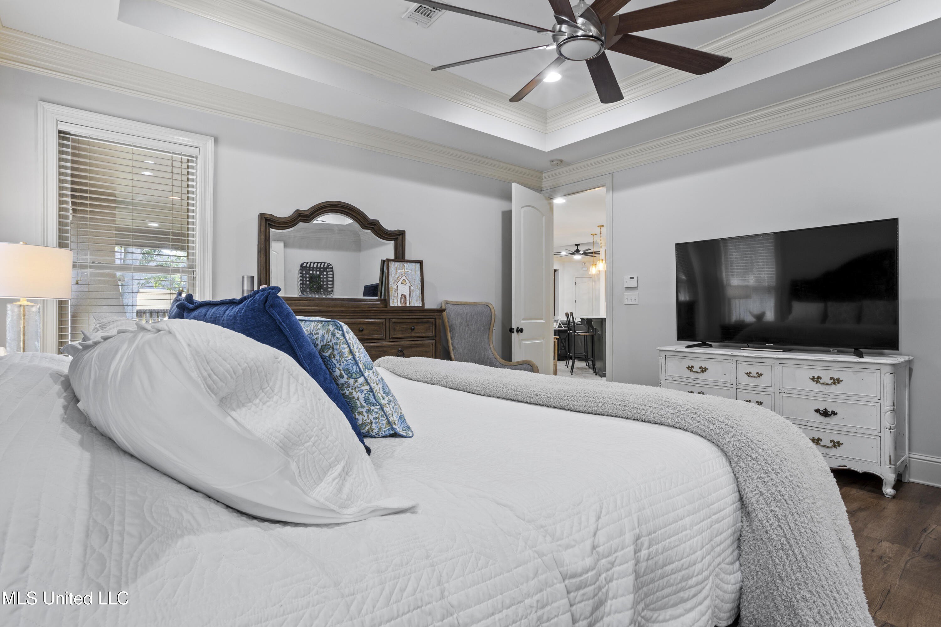 Ocean Springs, Mississippi, 39564, United States, 4 Bedrooms Bedrooms, ,3 BathroomsBathrooms,Residential,For Sale,1976002