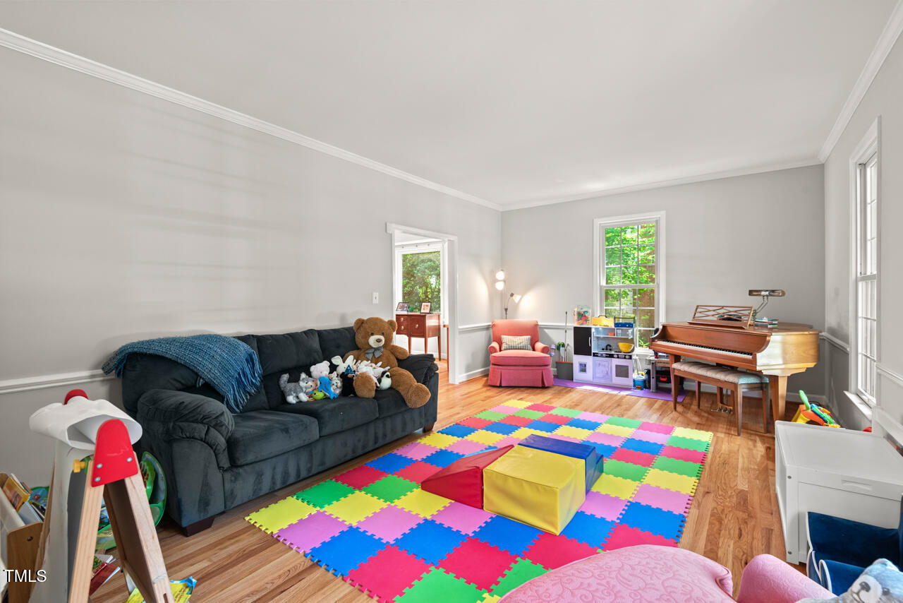Durham, North Carolina, 27705, United States, 3 Bedrooms Bedrooms, ,3 BathroomsBathrooms,Residential,For Sale,1846850