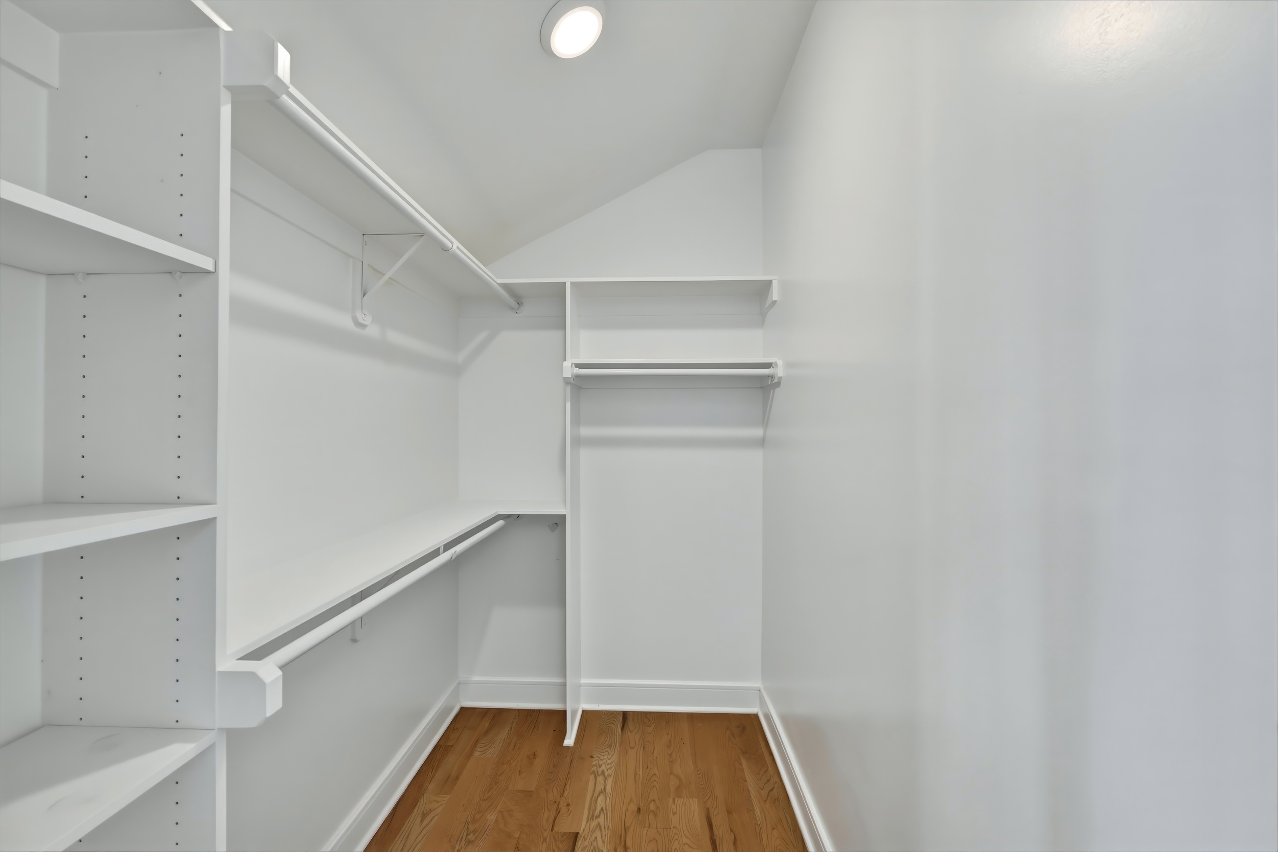  2721 Saint Marys Street, Raleigh, NC 27609 - 物件實景
