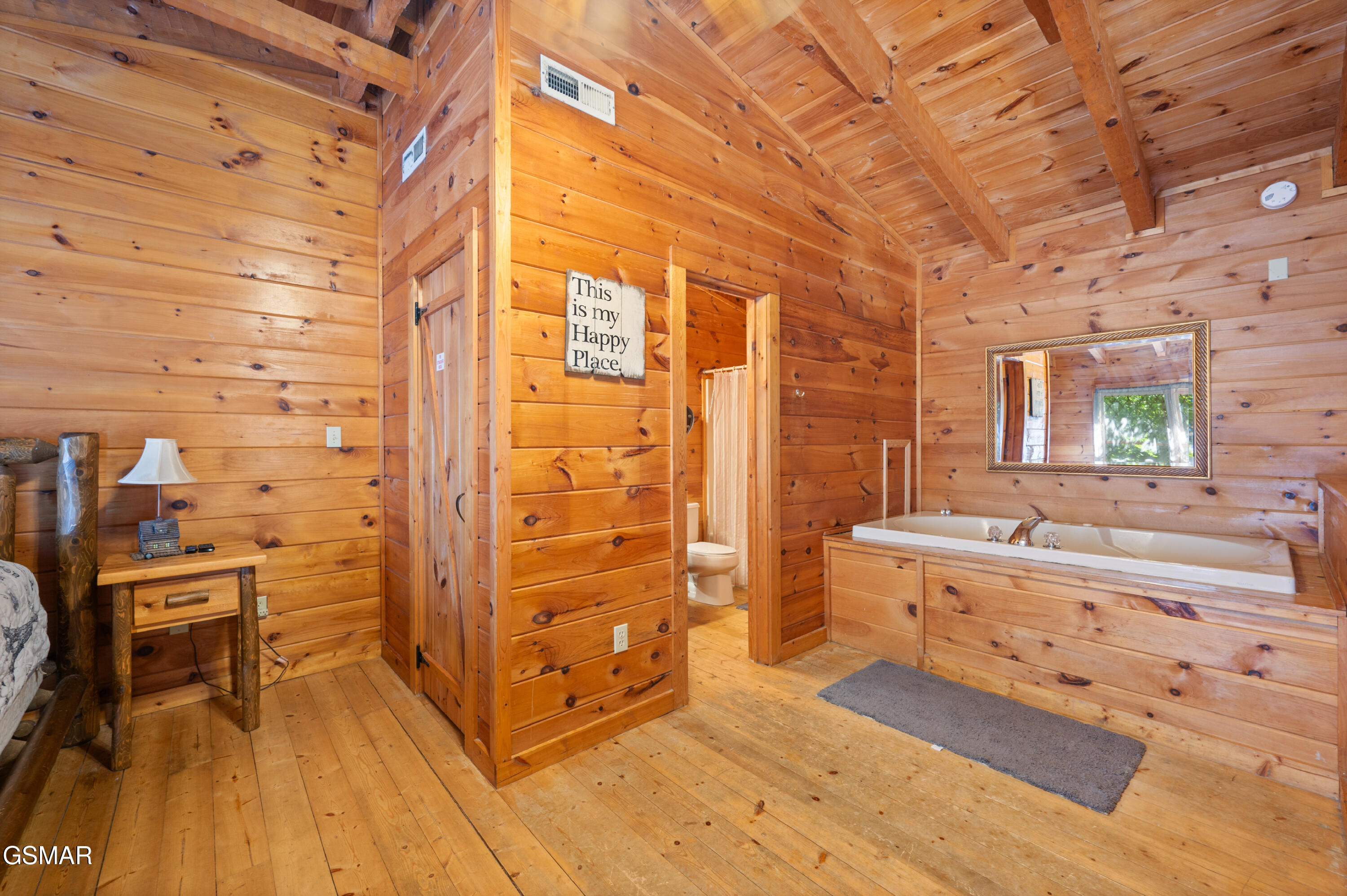 Gatlinburg, Tennessee, 37738, United States, 1 Bedroom Bedrooms, ,2 BathroomsBathrooms,Residential,For Sale,1977130