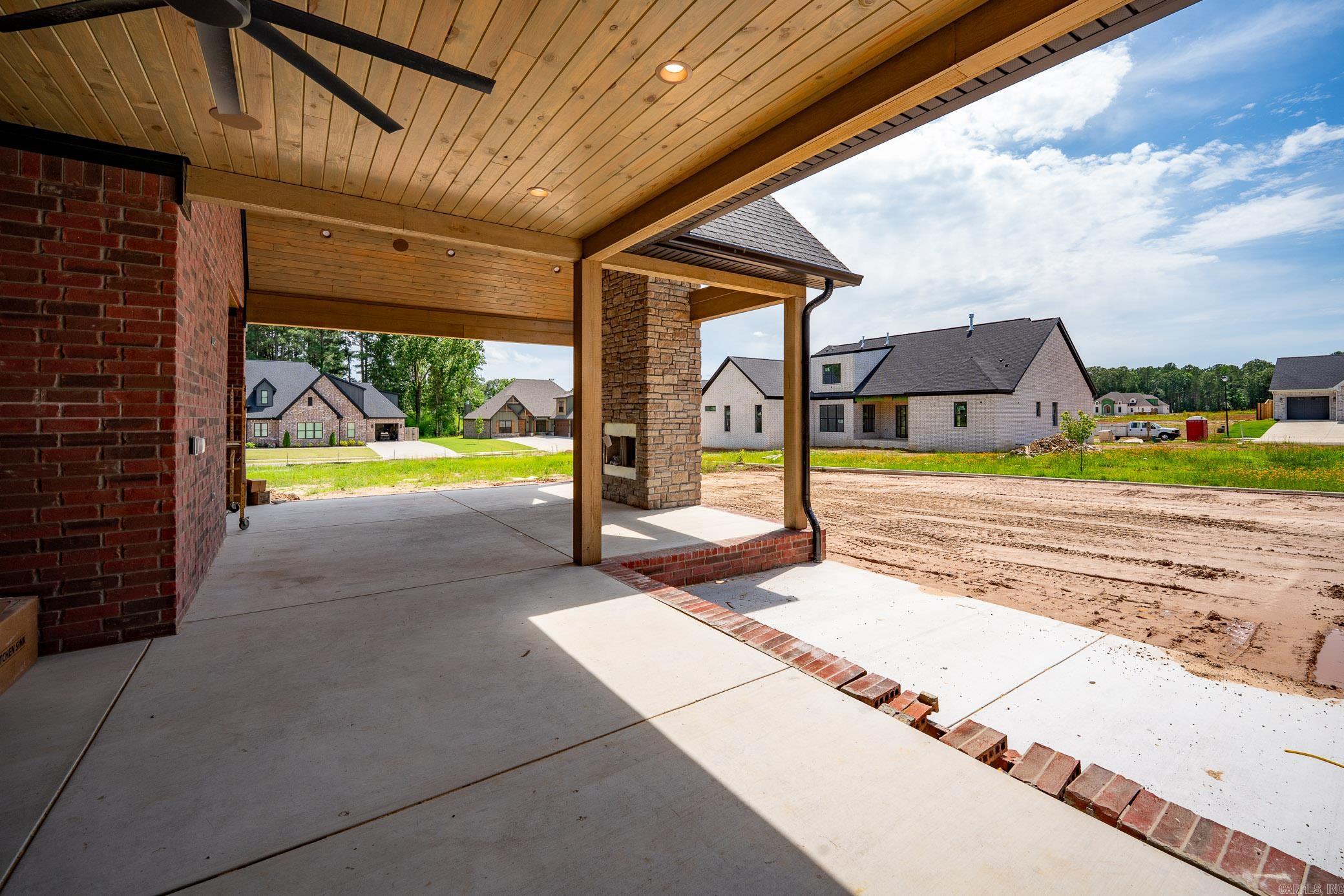 Conway, Arkansas, 72034, United States, 4 Bedrooms Bedrooms, ,5 BathroomsBathrooms,Residential,For Sale,1901426